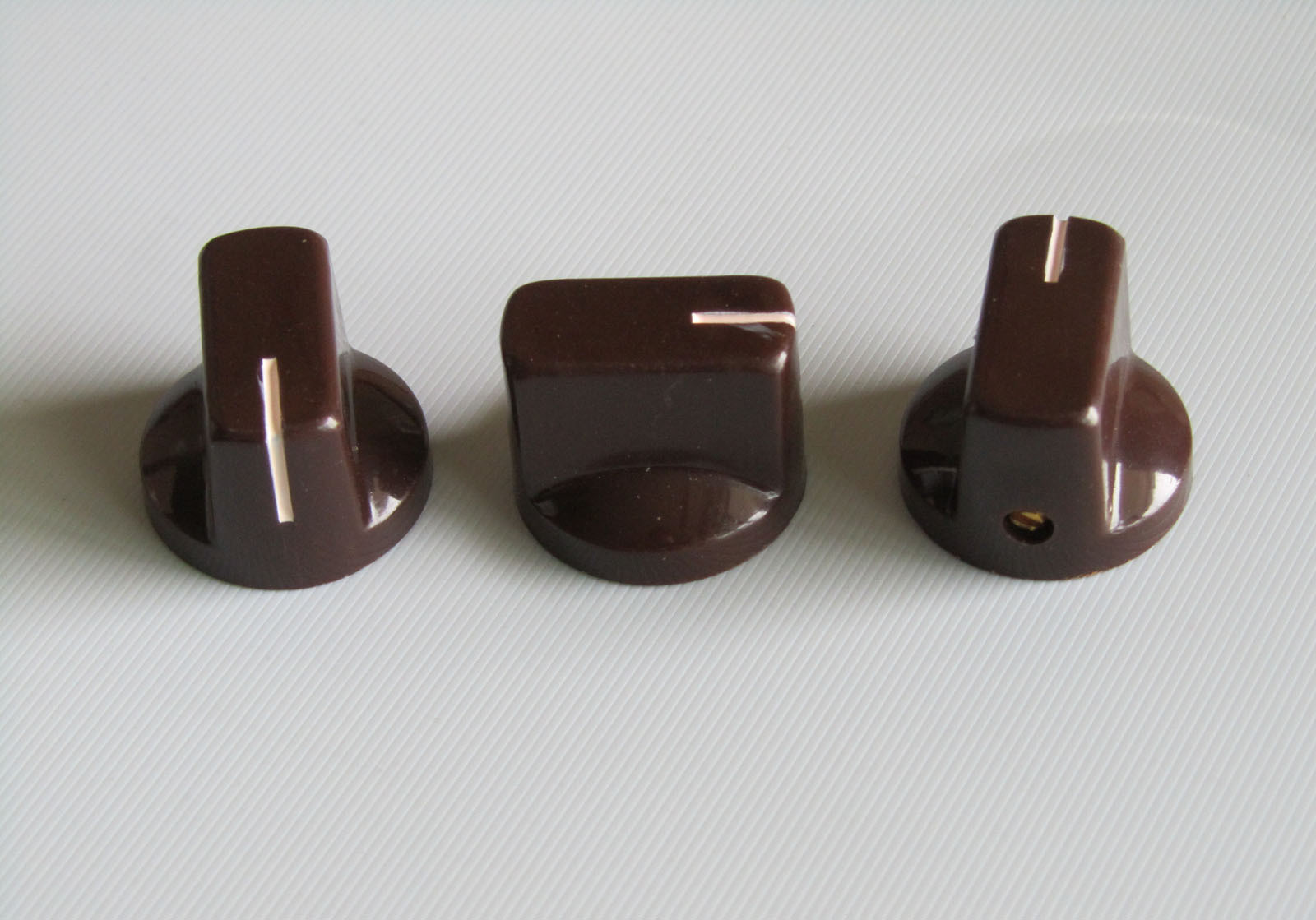 10x Guitar AMP Effect Pedal Knobs Davies 1510 Style Pointer Knob Set Screw Brown