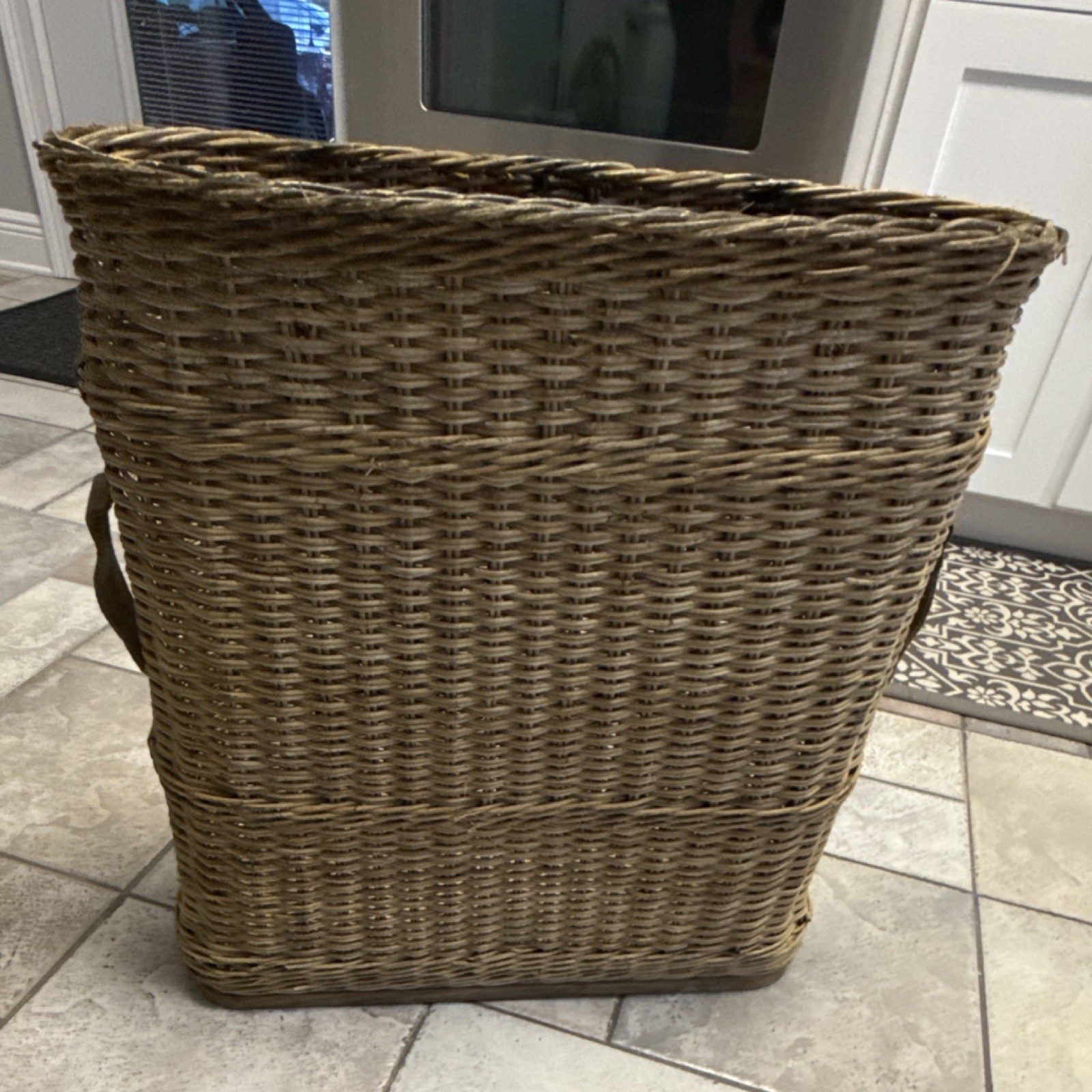 WWII German Military Wicker Basket Nr 08301 Original Field Gear Militaria