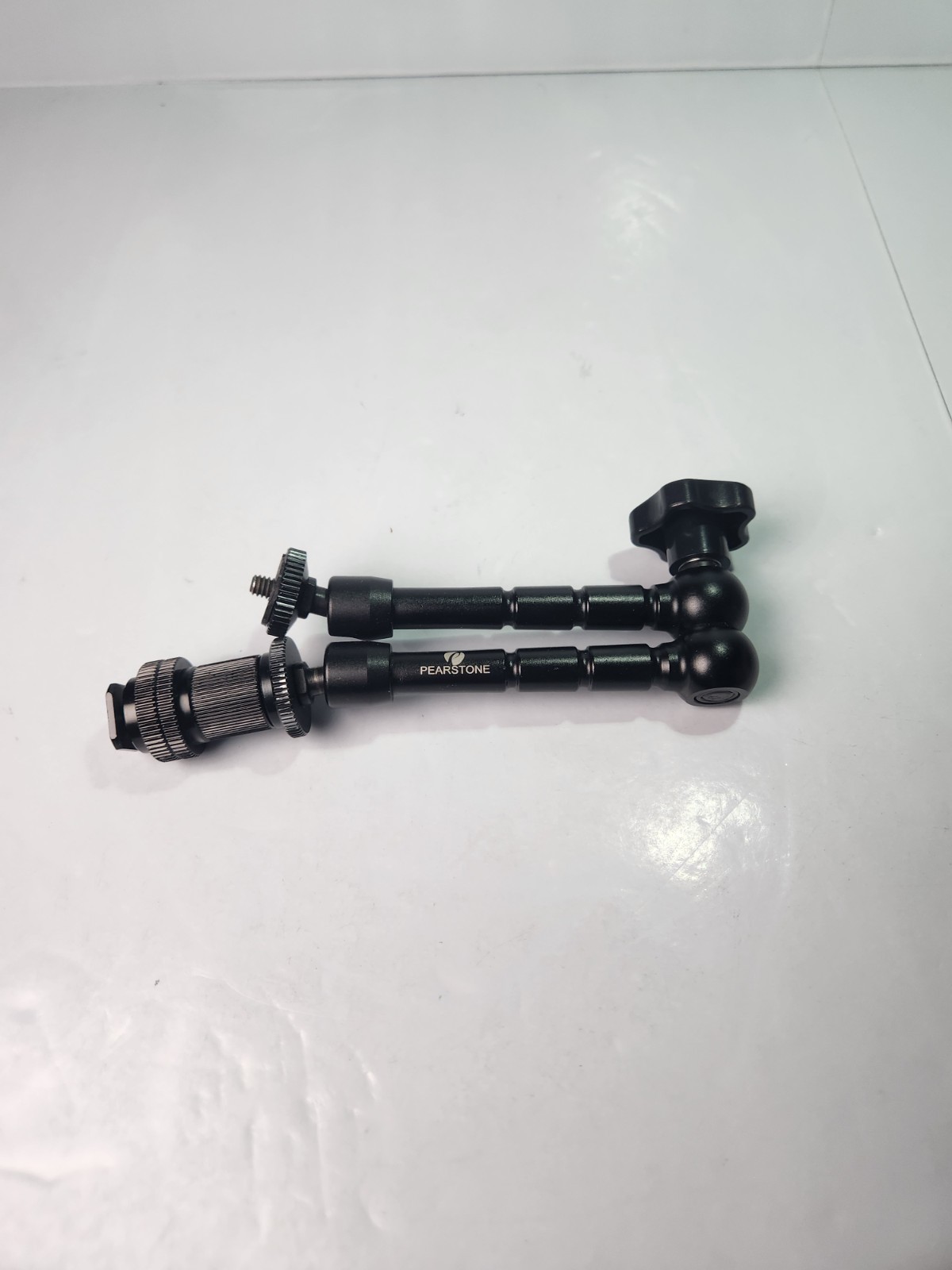 PEARSTONE - 9" articulating arm - Mint