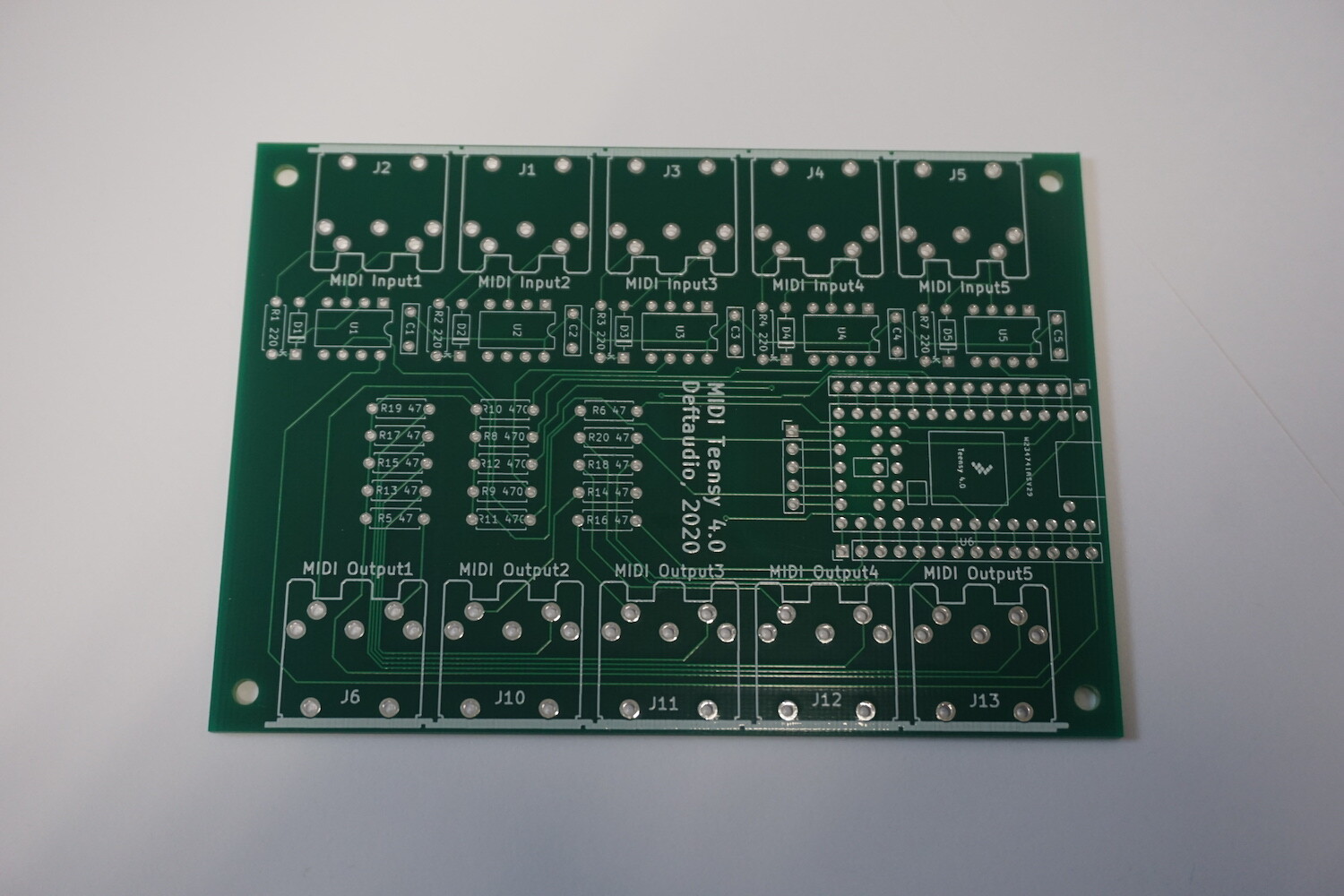 Teensy 4.0 MIDI Breakout board, 5in / 5out, interface USB midithru box PCB only