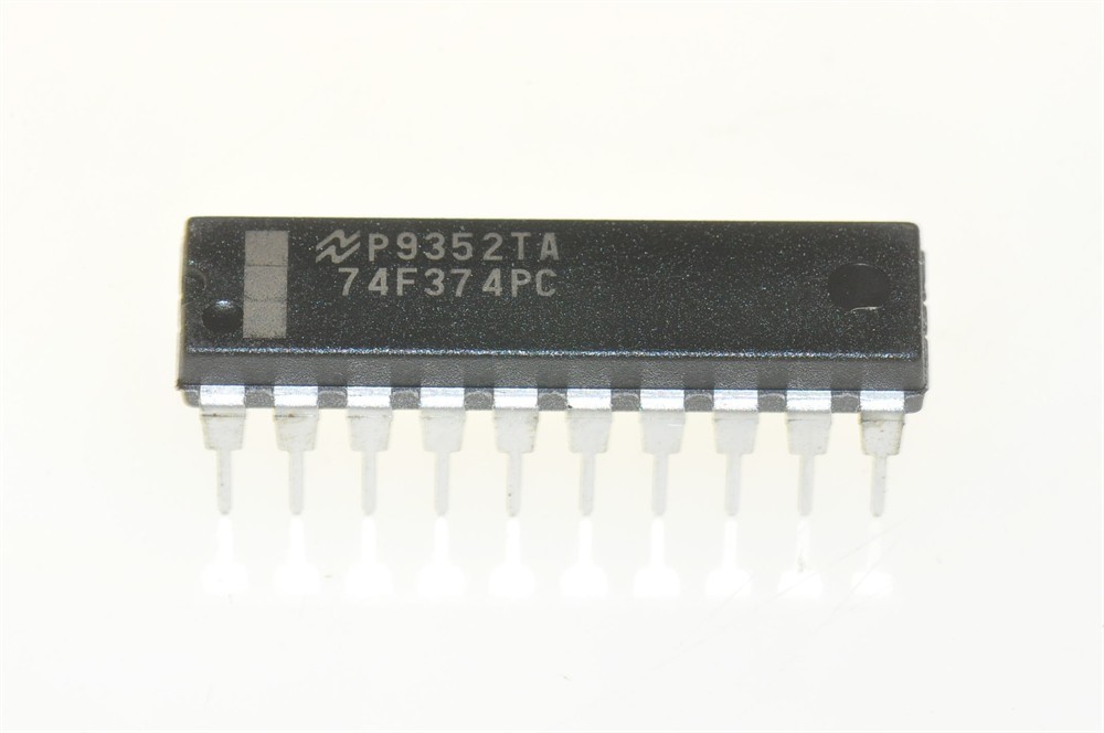 New (18pcs) 74F374PC NATIONAL SEMI IC Logic