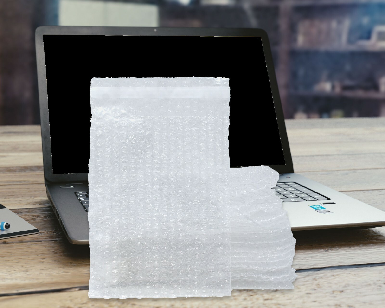 Bubble Out Bags, Protective Pouch Wrap, Lightweight Mailing Air Padded Cushions!