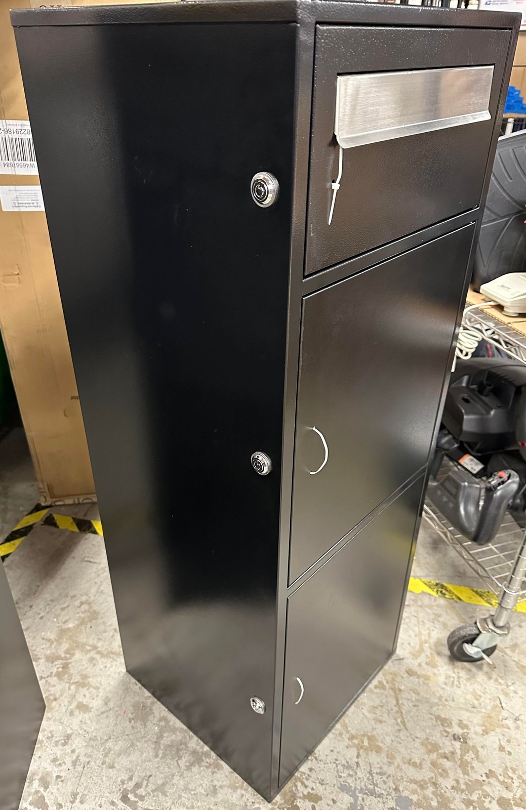 Large Steel Freestanding Floor Parcel Package Drop With Locking Letterbox