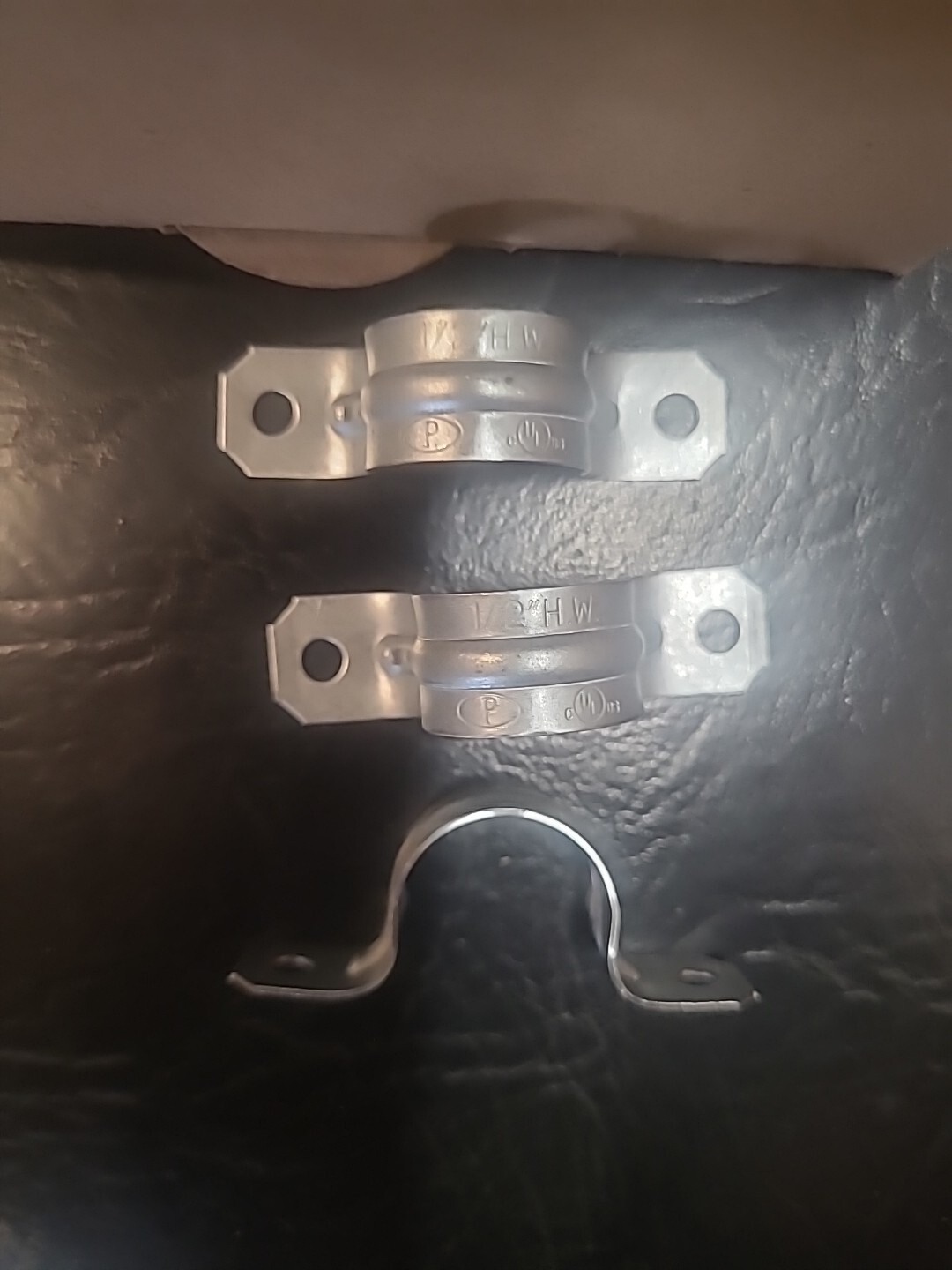 Halex 61205B RIGID TWO HOLE STRAP 1/2" 100 Quantity Box SHIP SAME DAY