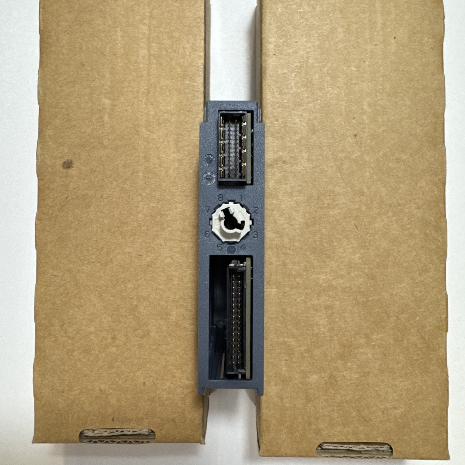 Siemens 6ES7131-6BH01-0BA0 SIMATIC ET 200SP, Digital input module