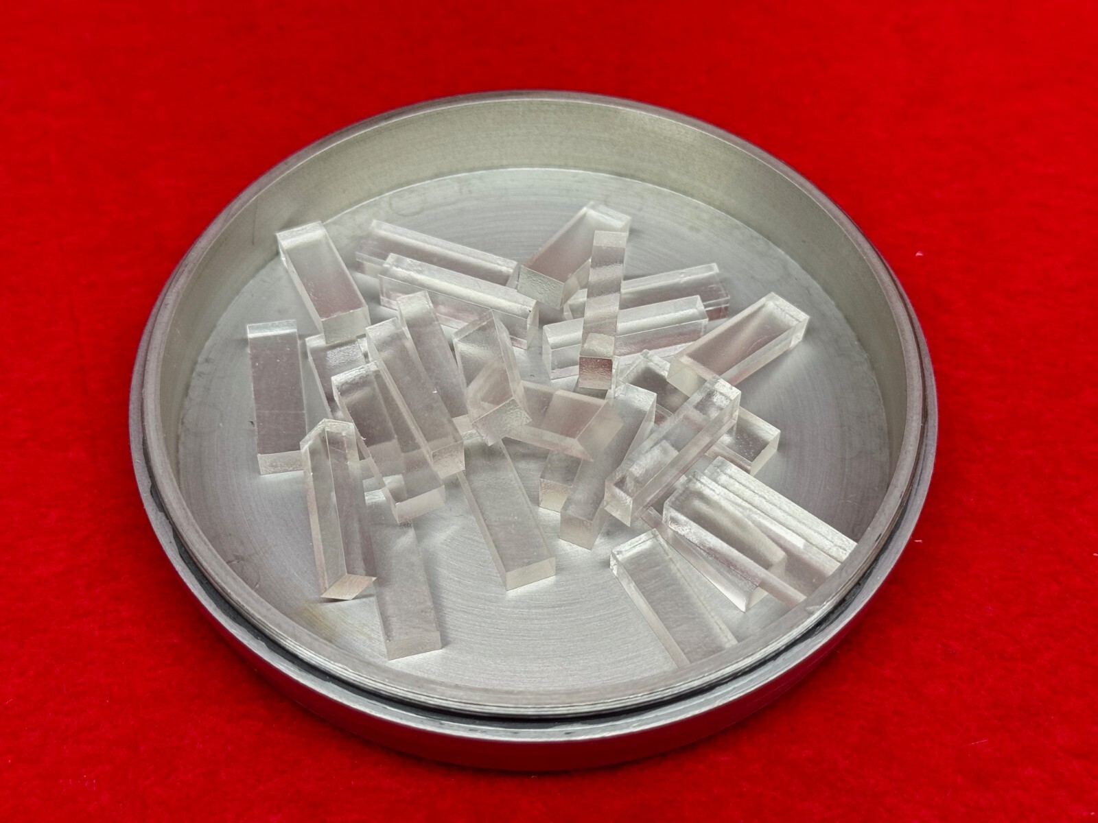 (100 pcs) GSO (Ce) 6x4x20mm Scintillator Crystal High Energy Gamma Scintillation