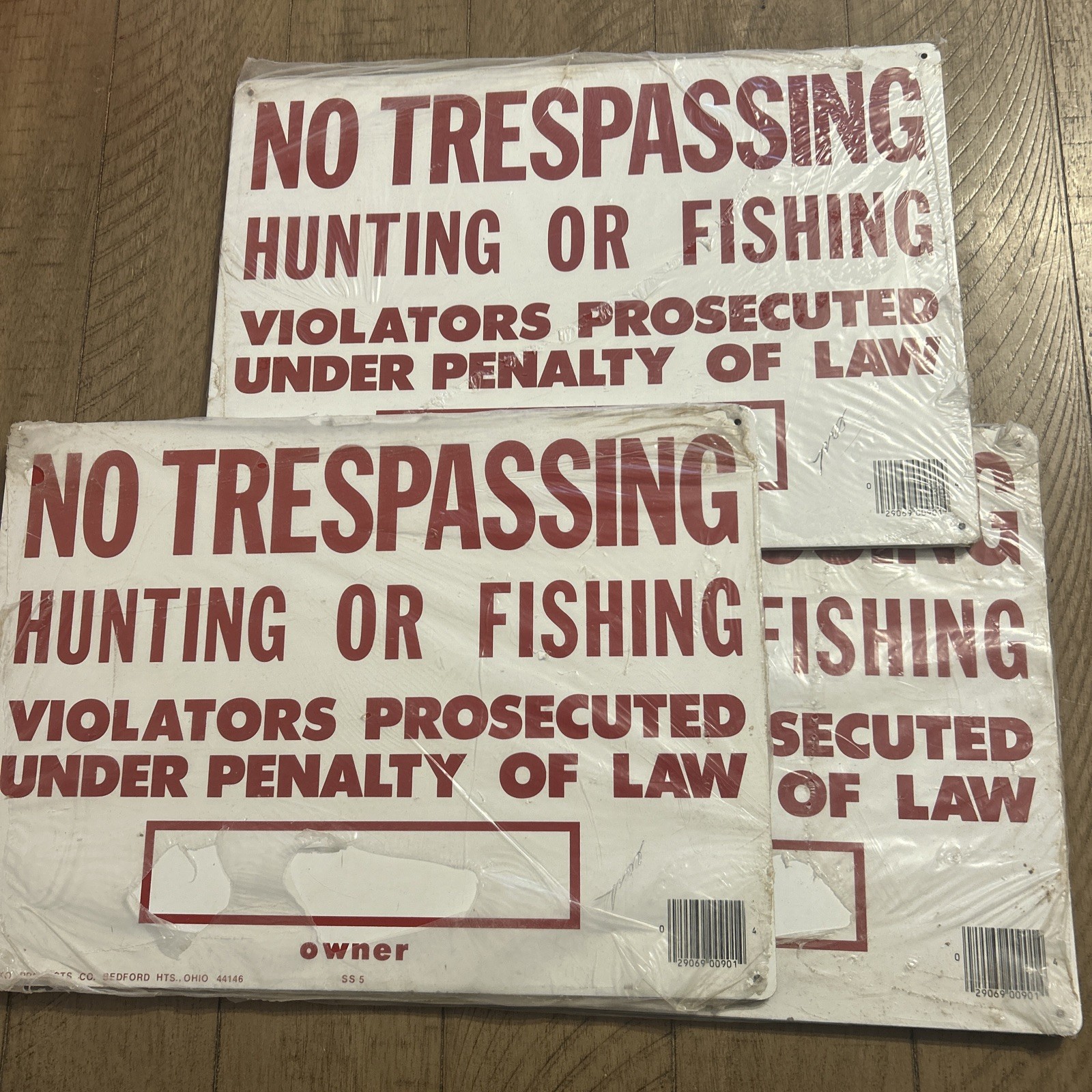 No Trespassing, Lot Of 36 Hunting or Fishing Sign Hy-Ko aluminum