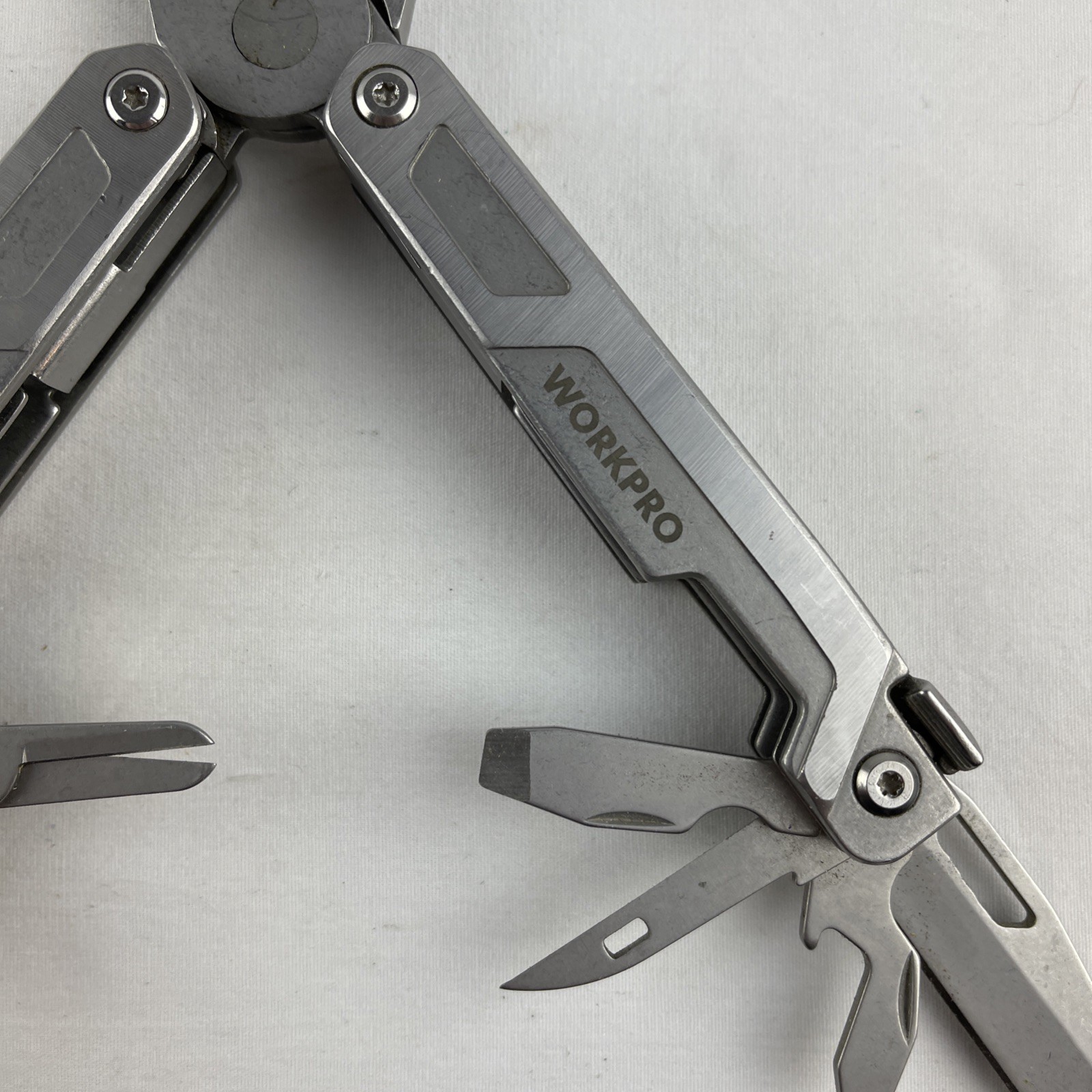 WORKPRO Stainless Steel Multi Tool Plier EDC Multitool with Pocket Knife
