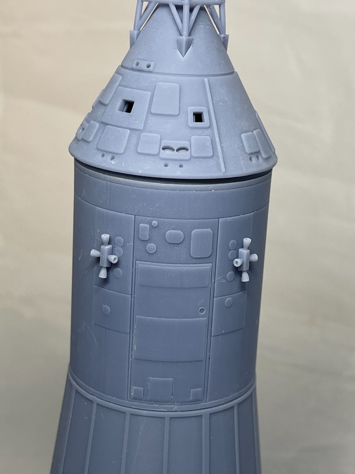Highly detailed 1/96 scale Saturn V Command Module stack - 3D resin printed kit