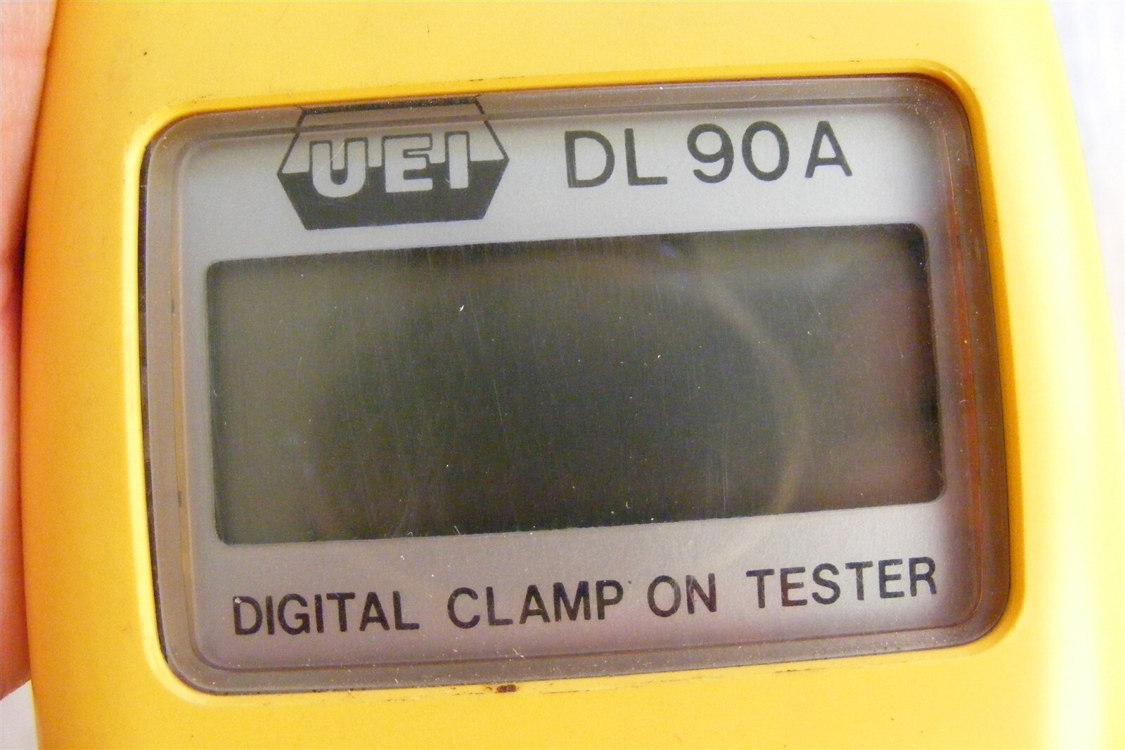 UEI DL 90A Digital Voltage meter Clamp On Tester