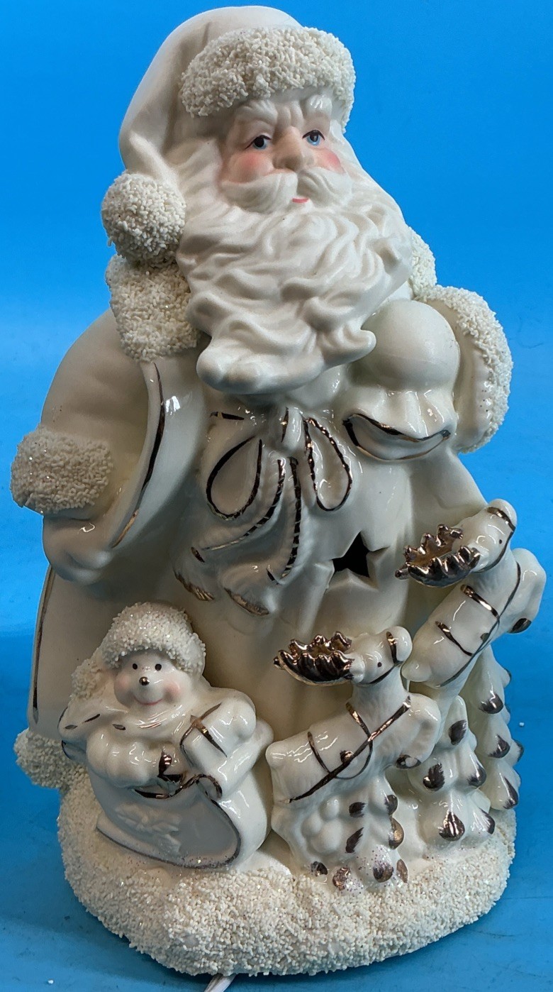 International Bazaar Porecelain Santa Night Light