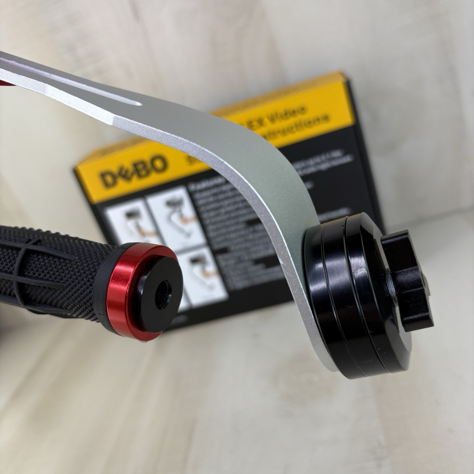 DEBO Steadyvid EX Stabilizer for Digial Camera/Camcorder NEW Red