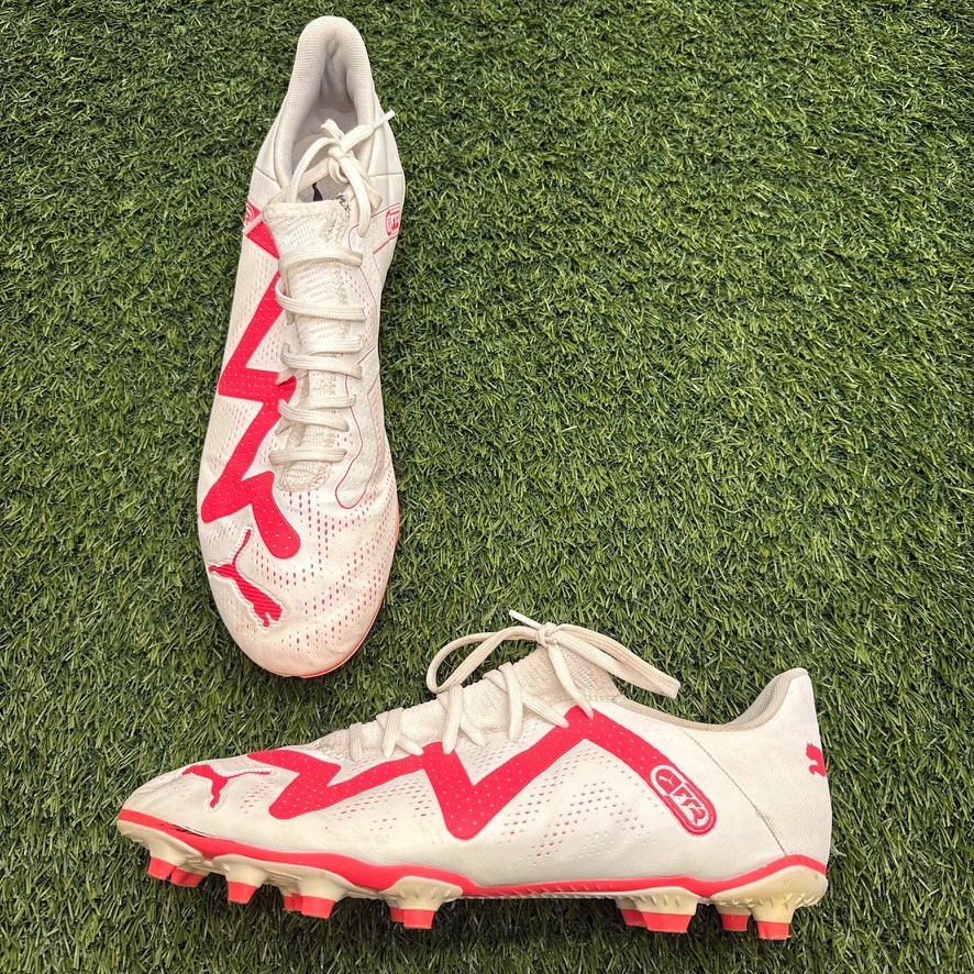 Puma Future Play Soccer Futbol Cleats Mens 11.5 White Pink