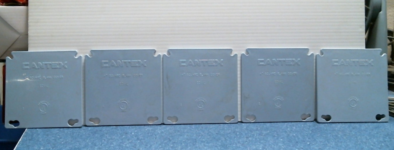 Cantex 4" Square 2 Gang Blank Cover  LOT OF 5  (EZXKL)  FS