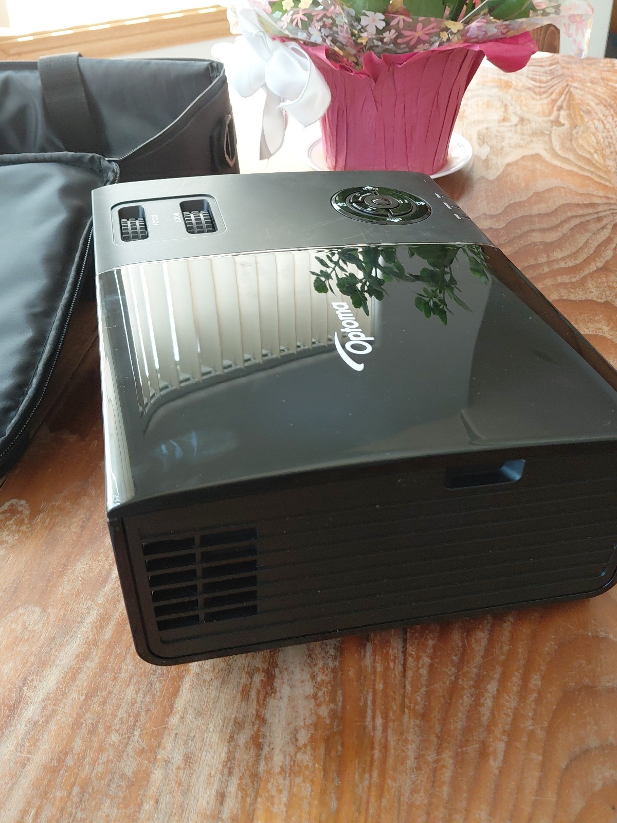 Optoma EP761 DLP Projector