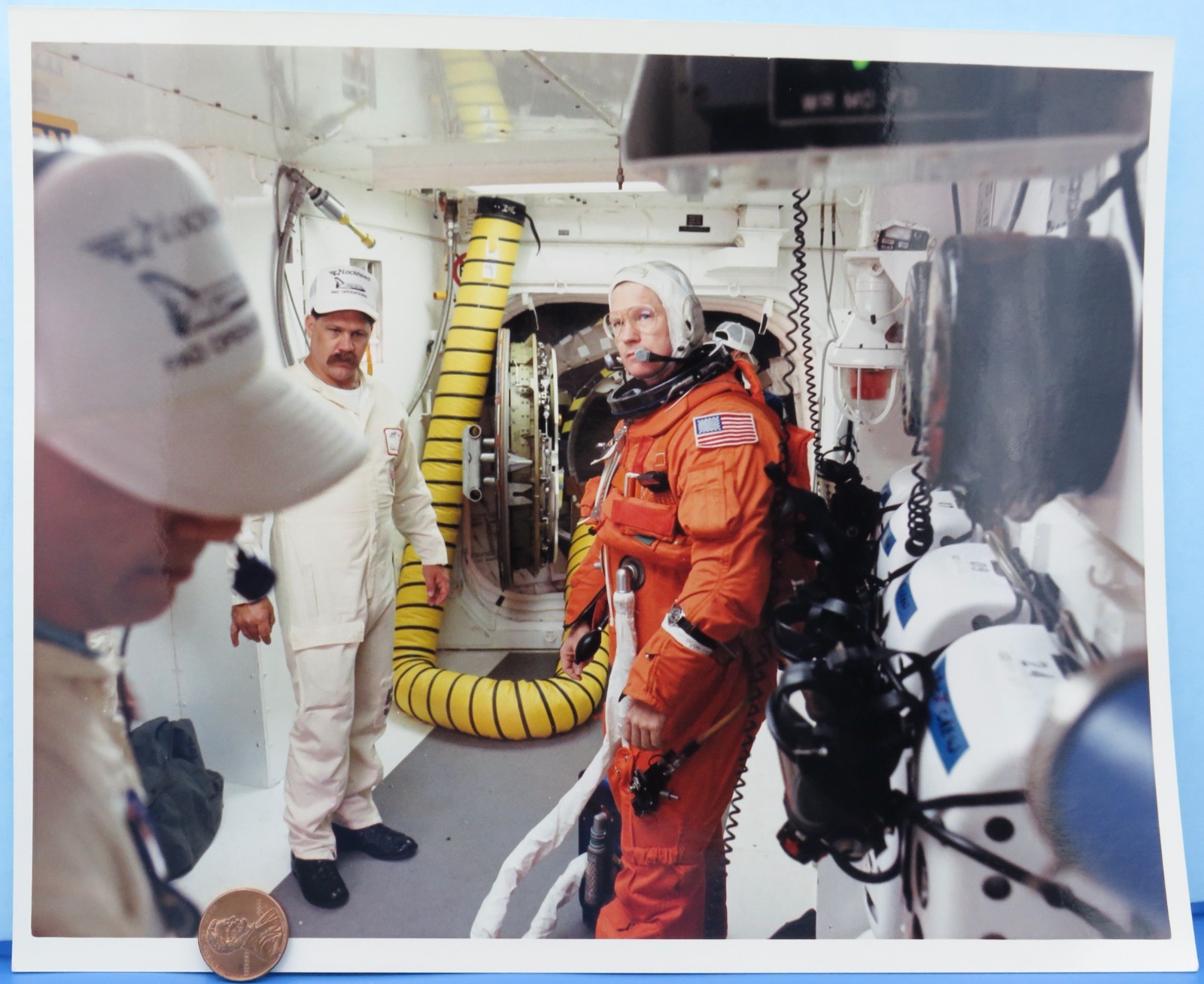 NASA PRESS PHOTO vtg STS-52 Astronaut Shepherd Prepares to Enter COLUMBIA 2215
