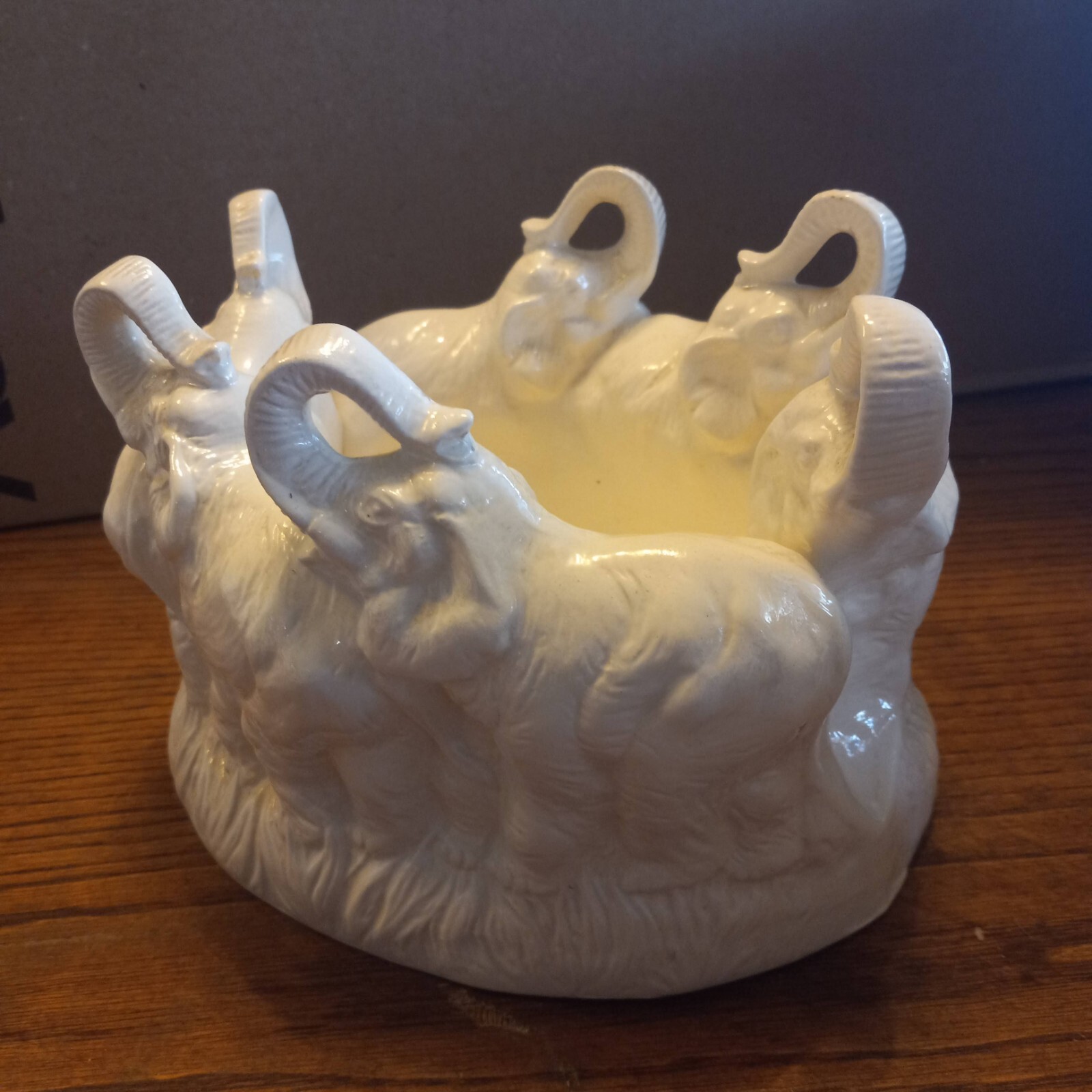 Holland Mold Ceramic Ring Of Elephants Plant Planter Painted White