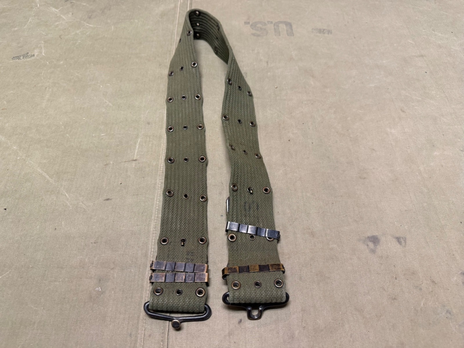 ORIGINAL VIETNAM WAR US ARMY M1942 .45 PISTOL AMMO BELT-LARGE