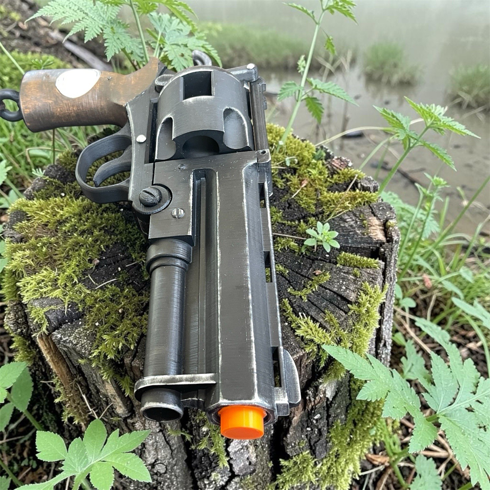 Oversized Hellboy Good Samaritan Set With Quick Loader, 12 Fake Bullets, Cosplay