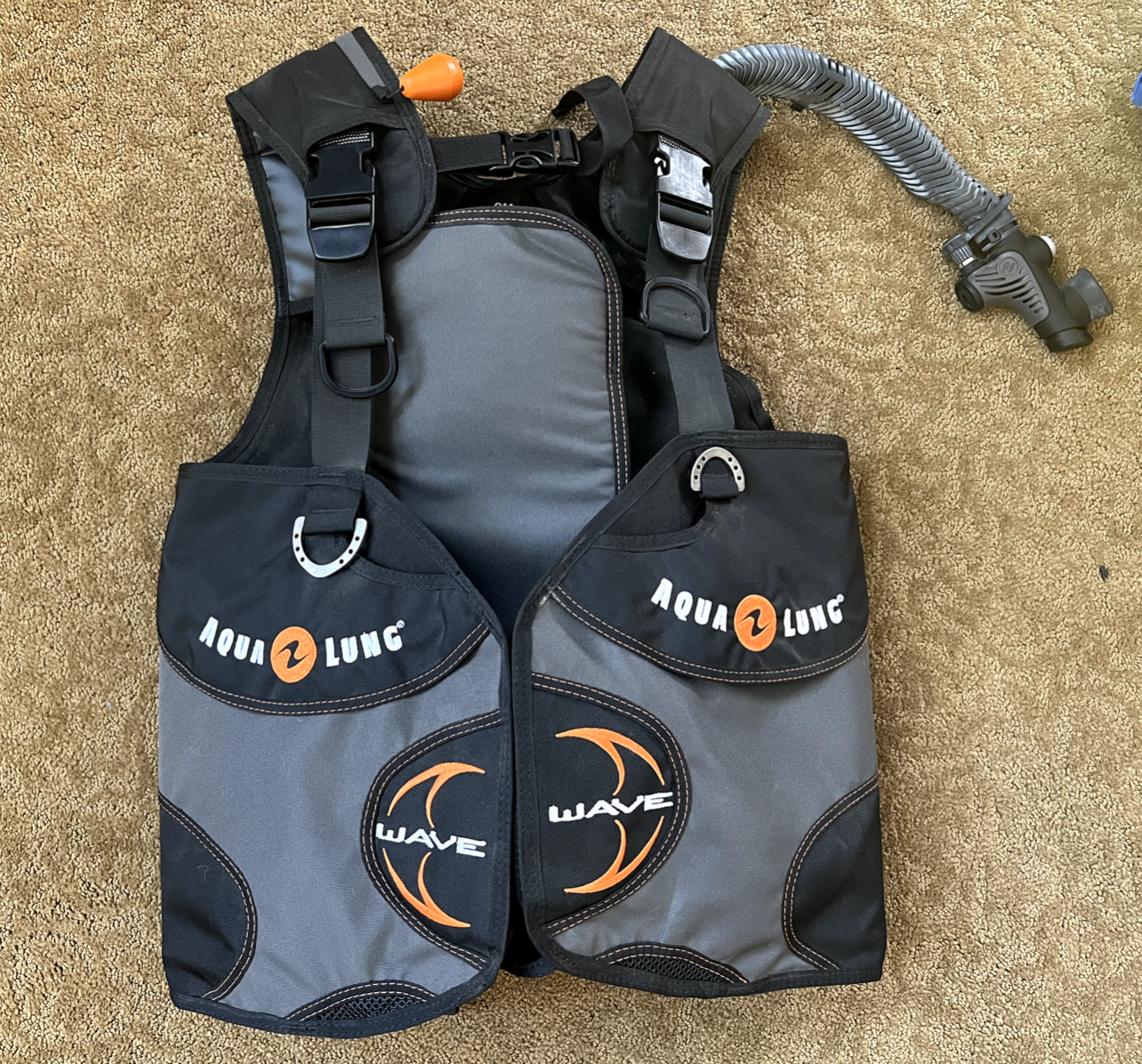 BRAND NEW Aqualung Wave BCD