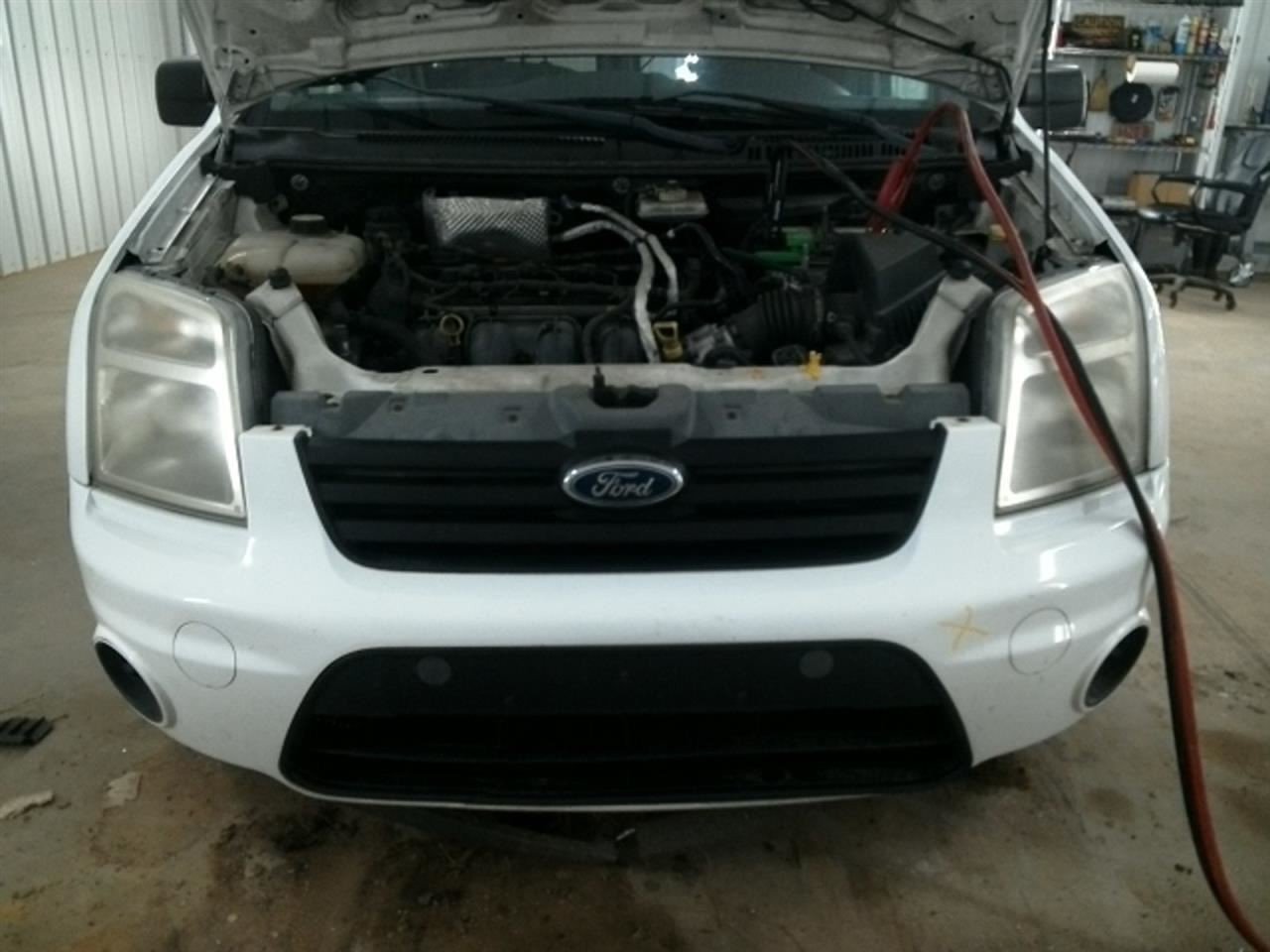 TRANSCNCT 2012 Fuse Box Cabin 104910174