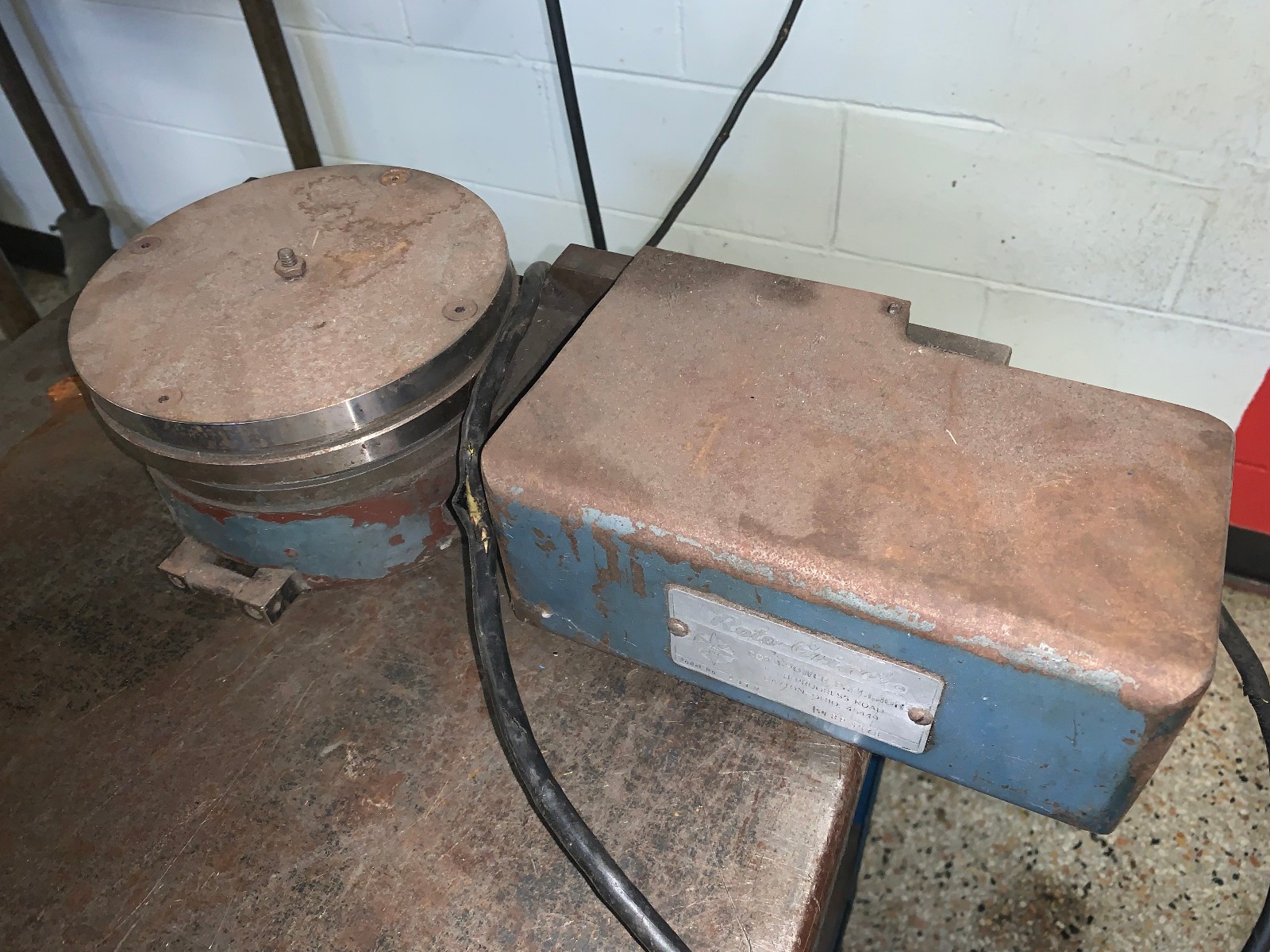 Rotogrind table model 407V