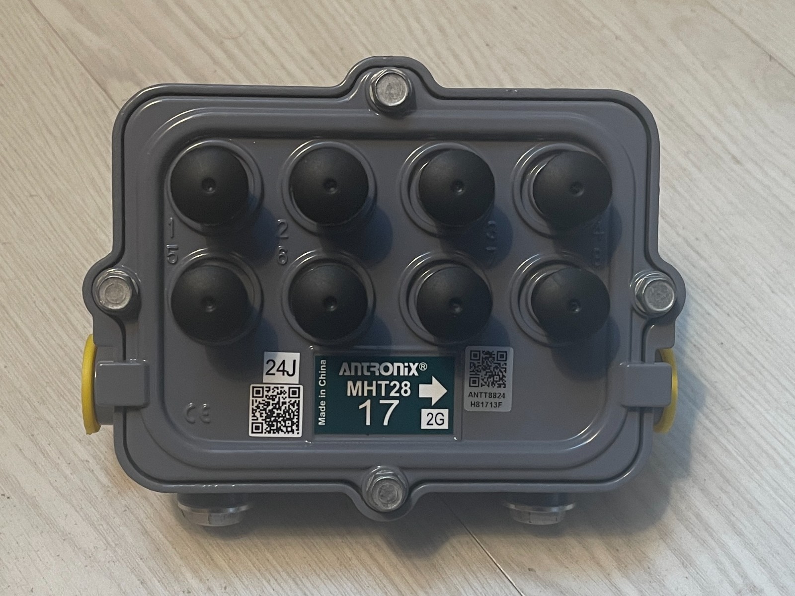 Lot of 5 Antronix MHT28-17 8-Port 21dB Taps – Brand New – MSRP $450