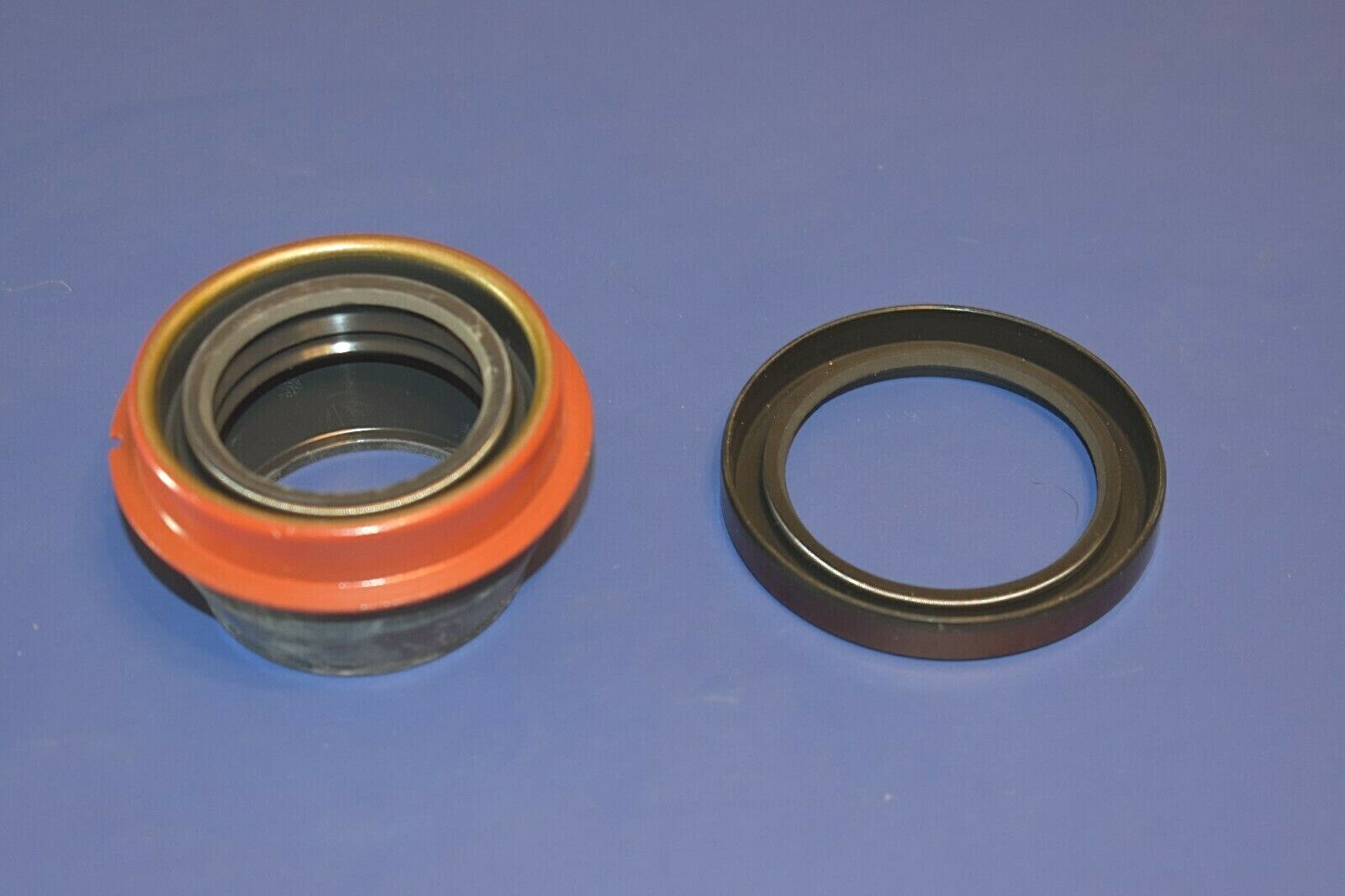 Ford C6 Transmission Front Pump Body & Extension Housing Seal 1966 - 1997
