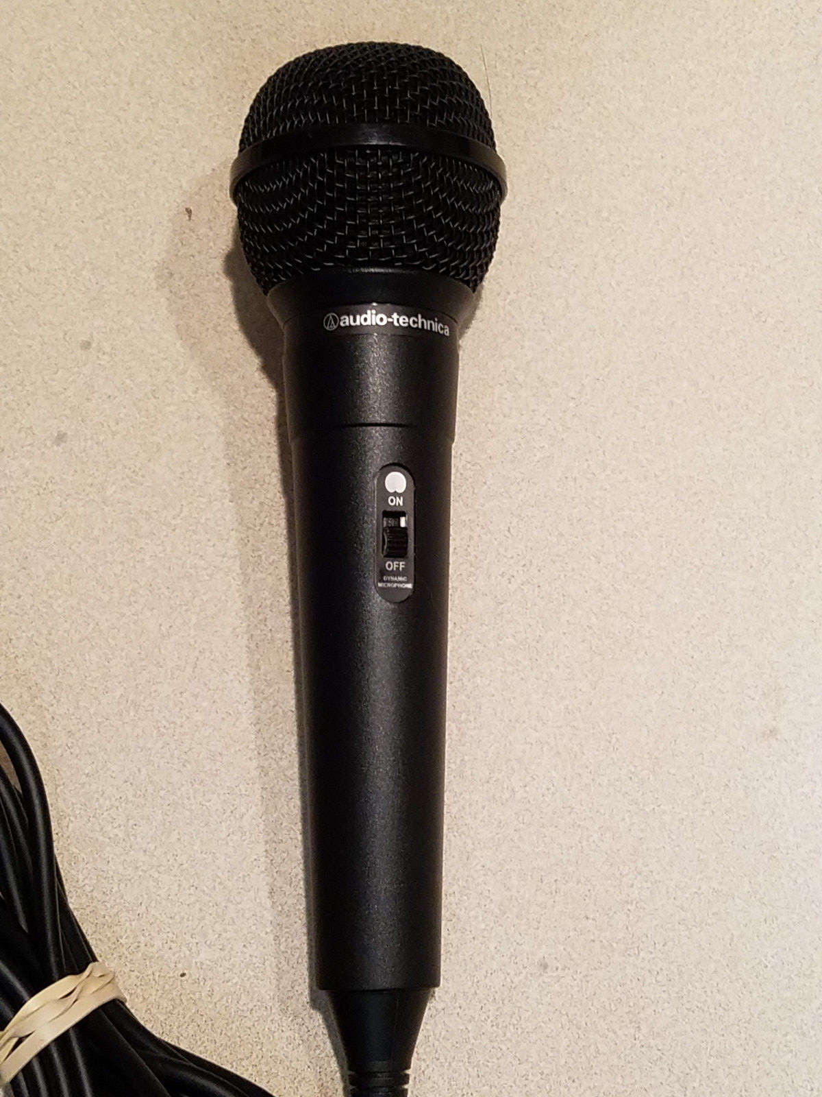 Audio Technica ATR1100 Dynamic Vocal Instrument Undirectional Microphone