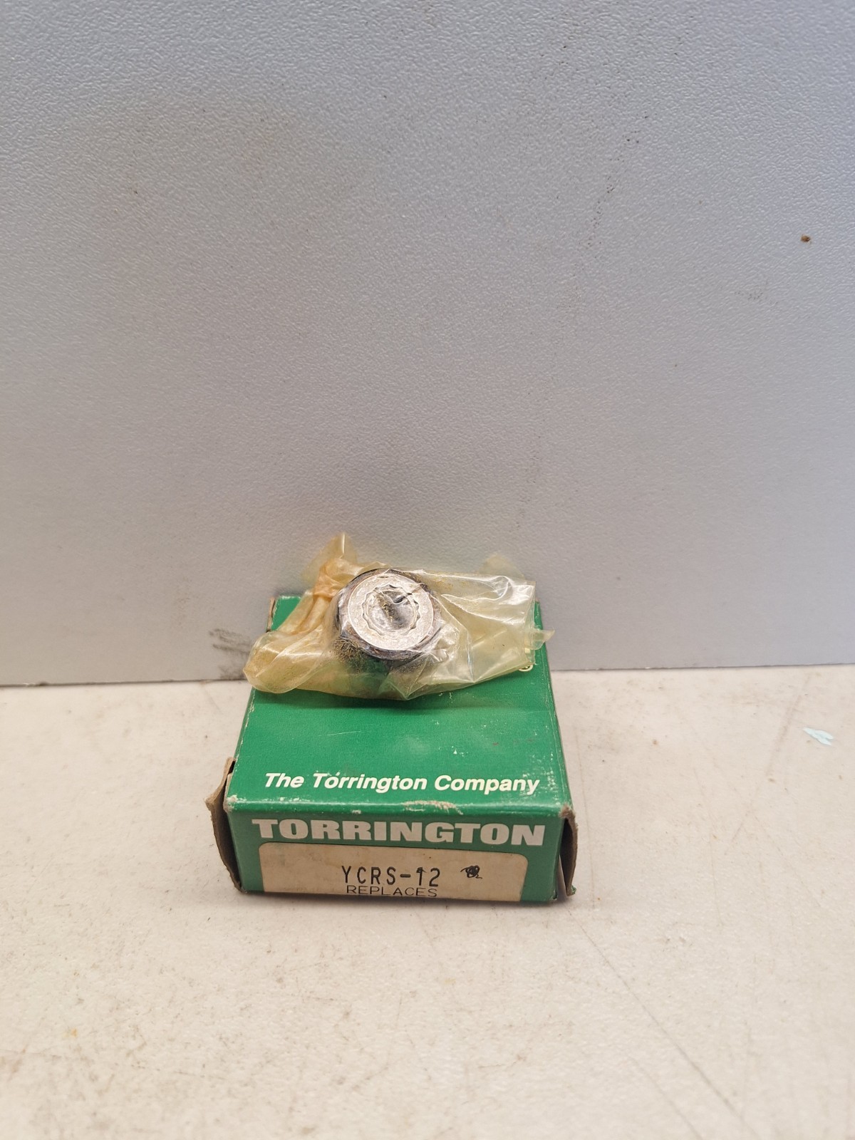 Torrington YCRS-12 Cylindrical Yoke Roller Bearing