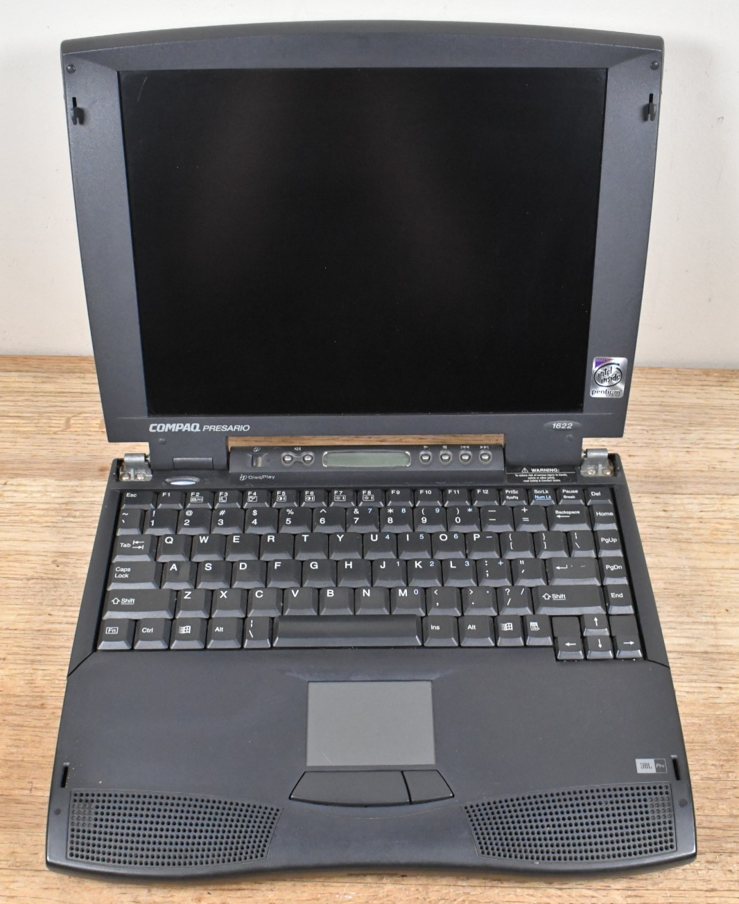UNTESTED Vtg Compaq Presario Series 2940 Laptop For Parts or Repair