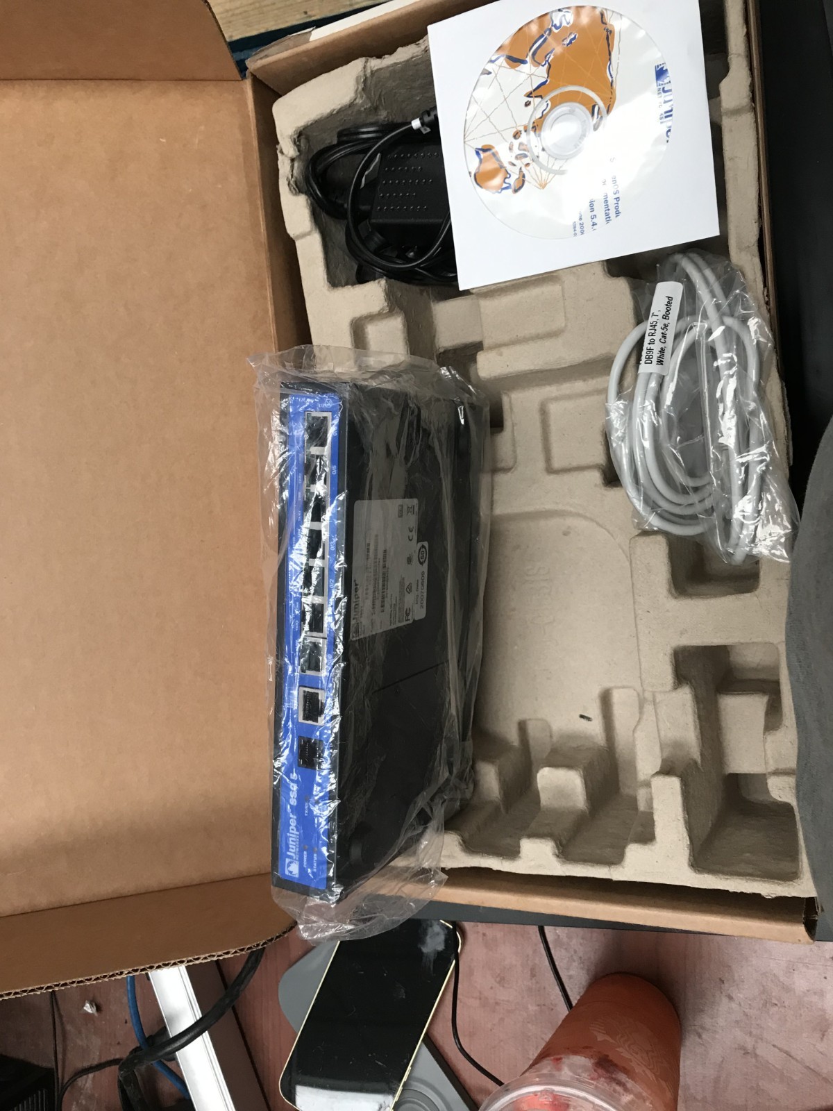 JUNIPER NETWORKS / SSG-5 / VPN Firewall Security Gateway, 7-Port