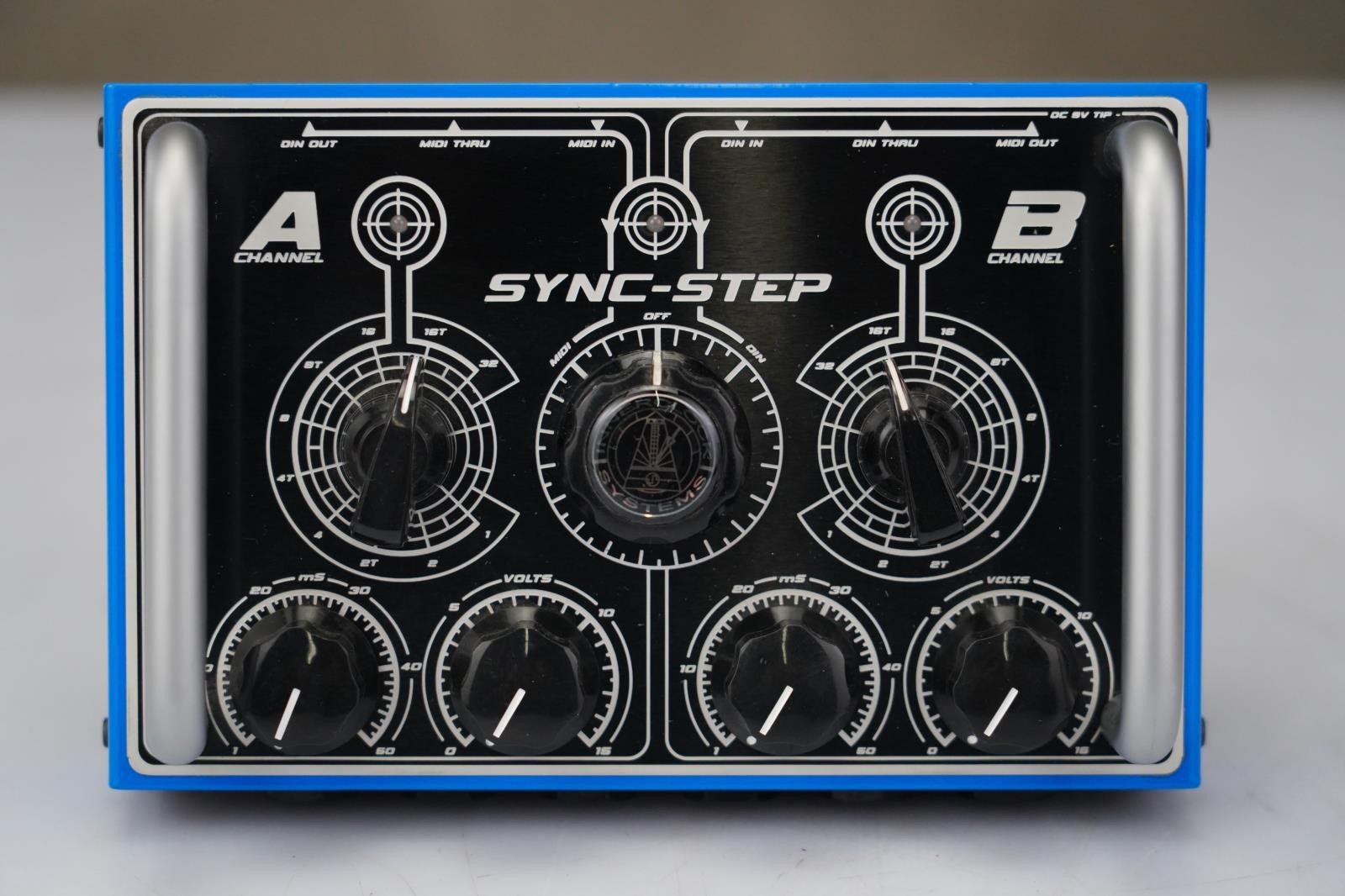 Innerclock Systems Sync-Step 2 Channel MIDI Step Synchronizer #58725