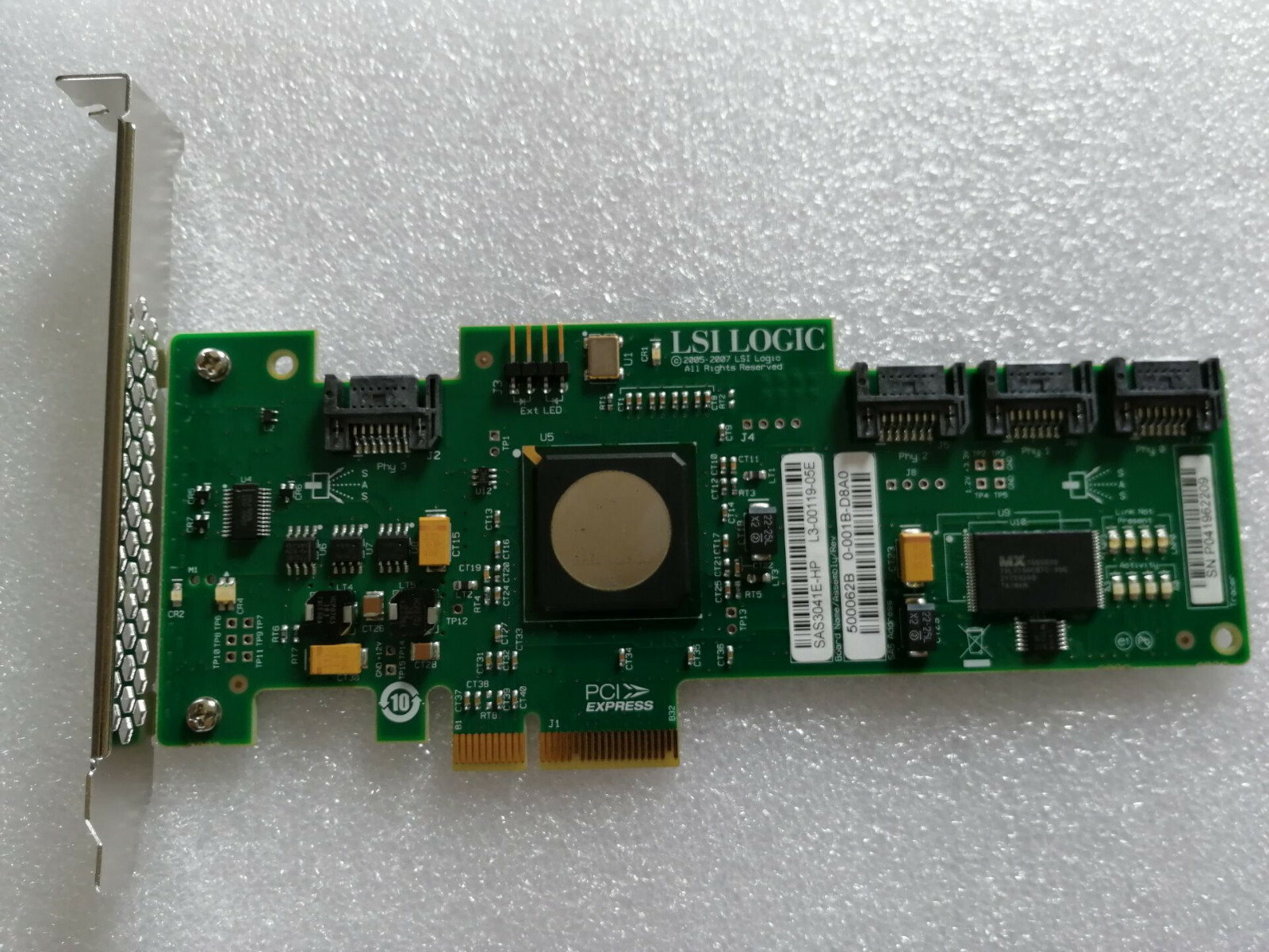 LSI  LSI00168 3041e-r 1064e  chip raid 4port 3gb/s 3041e pcie RAID0 1 1E