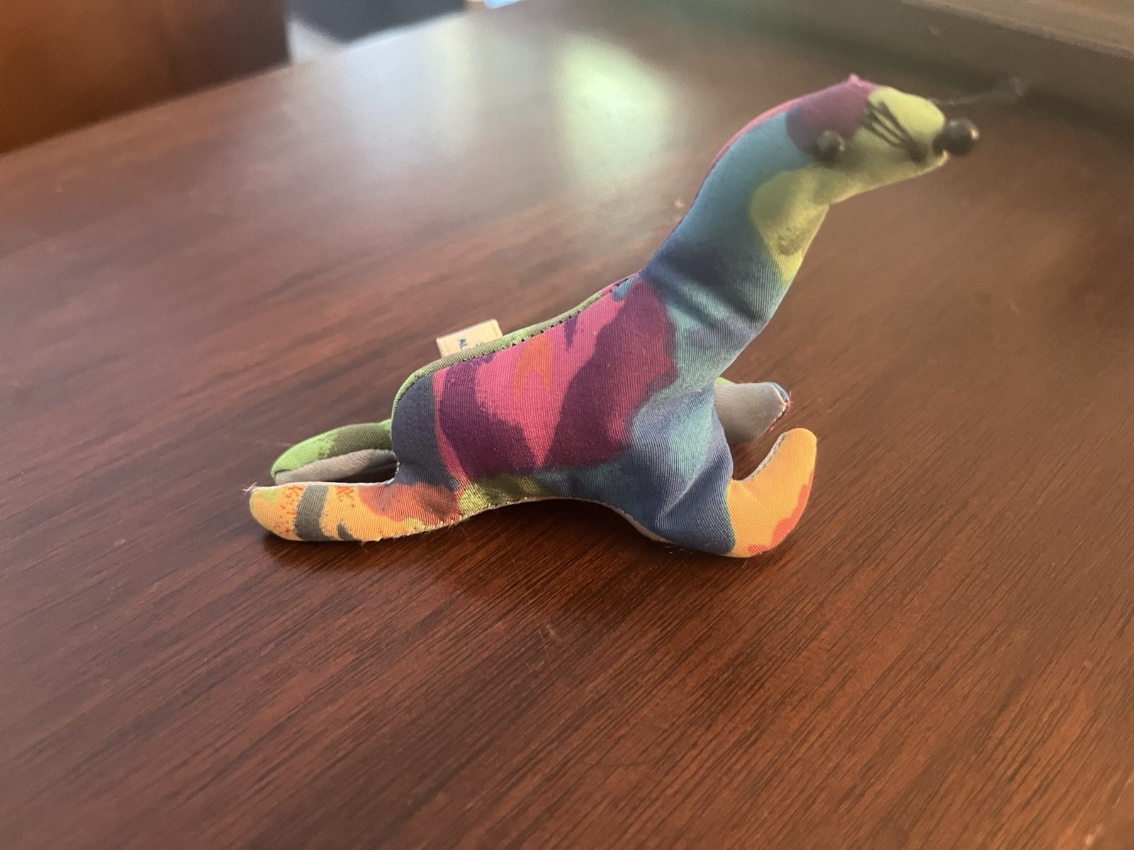 Multi-color, sand filled Seal