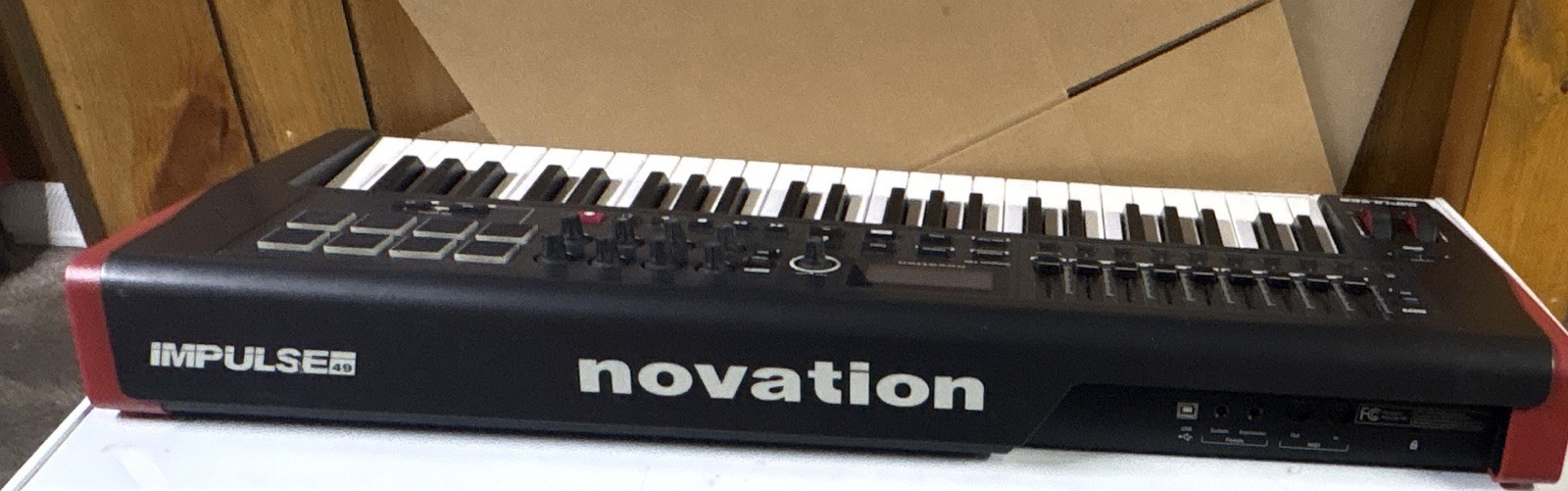 Novation Impulse 49 49-Key Semi-Weighted MIDI Keyboard Controller Pads Faders
