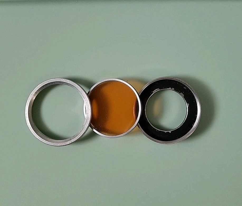 Kodak Series V To VI Step Up Filter Adapter & Series VI Daylight A Filter