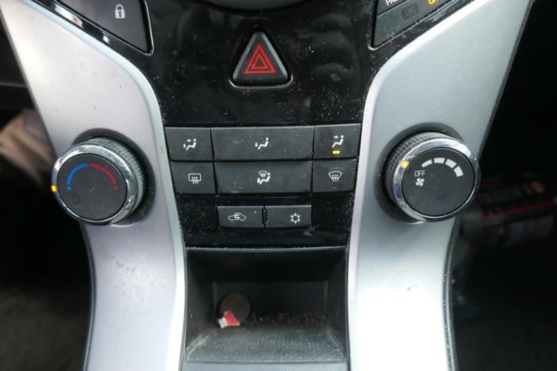 Audio Equipment Radio VIN P 4th Digit Limited Opt Uye Fits 11-16 CRUZE 1815618