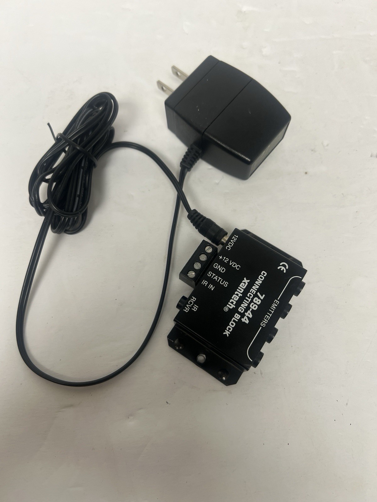 XANTECH CONNECTING BLOCK 789-44 WITH POWER SUPPLY