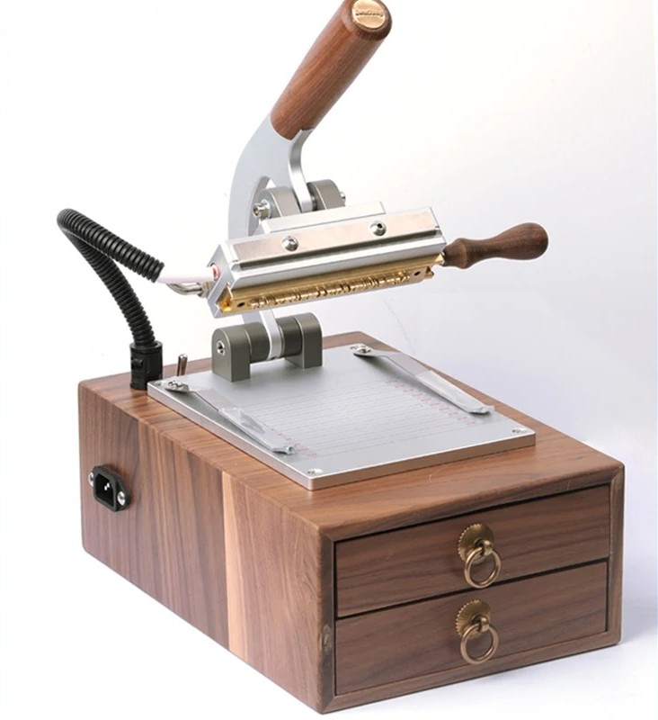 WT-90XT Box Type Hot Stamping Machine Handmade Leather Goods LOGO Trademark