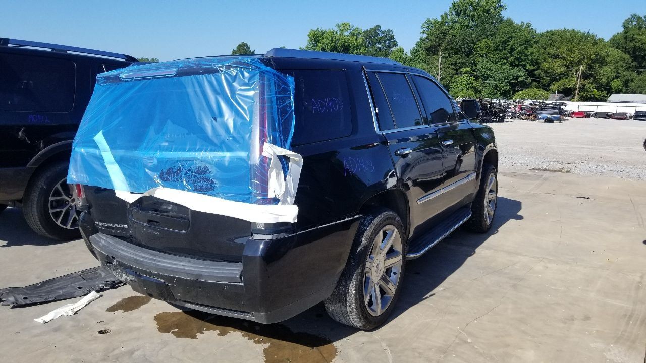 16 CADILLAC ESCALADE LUXURY INTERIOR DOOR TRIM PANEL FRONT RIGHT PASSENGER SHALE