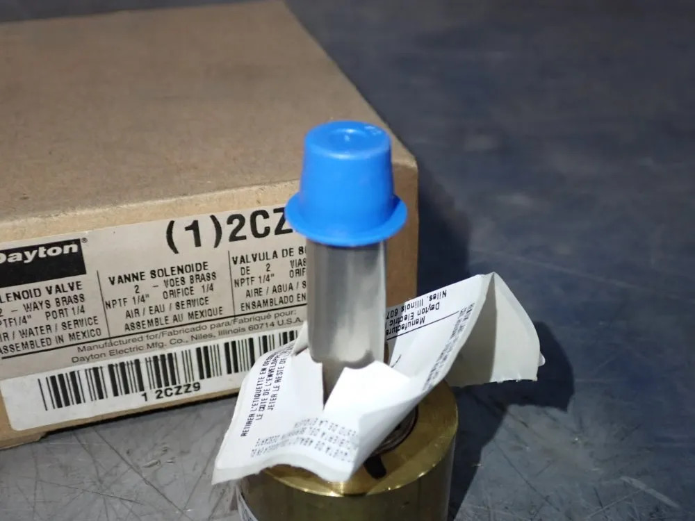 DAYTON SOLENOID VALVE (1) 2CZZ9