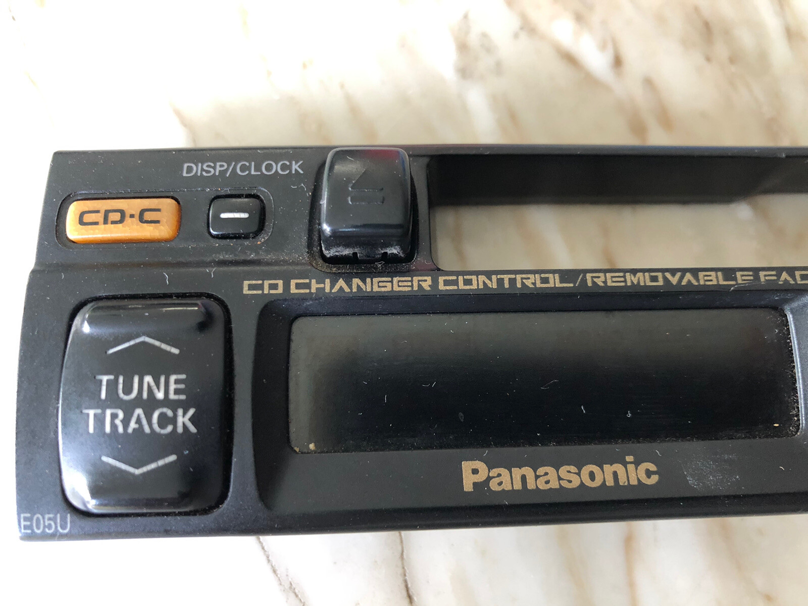 PANASONIC E05U CAR STEREO PANASONIC E05U FACEPLATE ONLY OEM 🟠