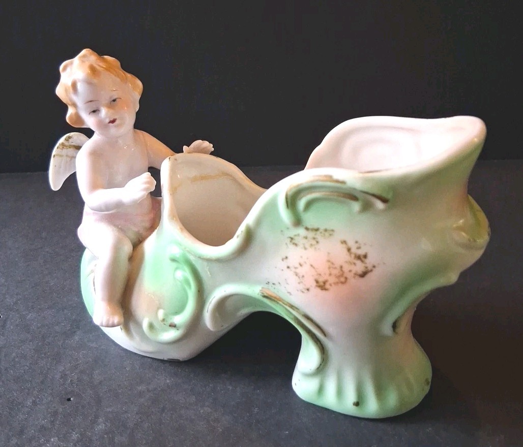 L&M Porcelain Cherub On Shoe Planter