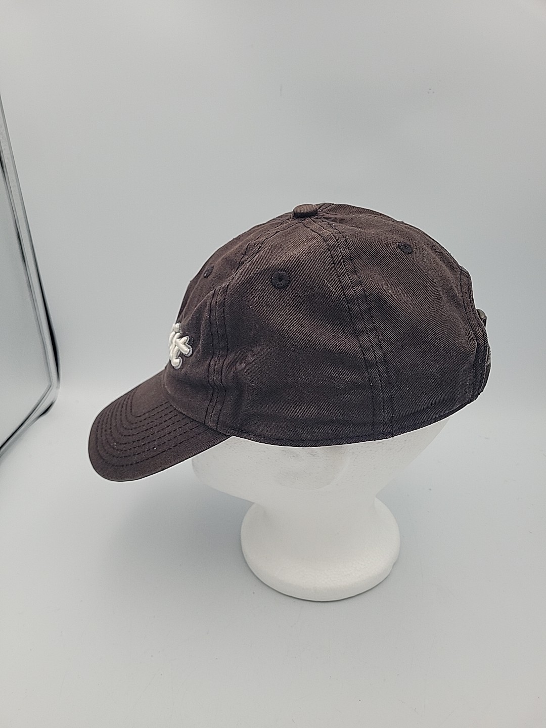Titleist Golf Hat Annbriar Golf Course Strapback Black Embroidered Logos OS