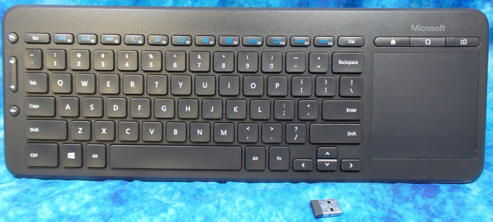 Microsoft All-in-One Wireless Media Keyboard w/Track Pad, Model: 1632 1496 USB
