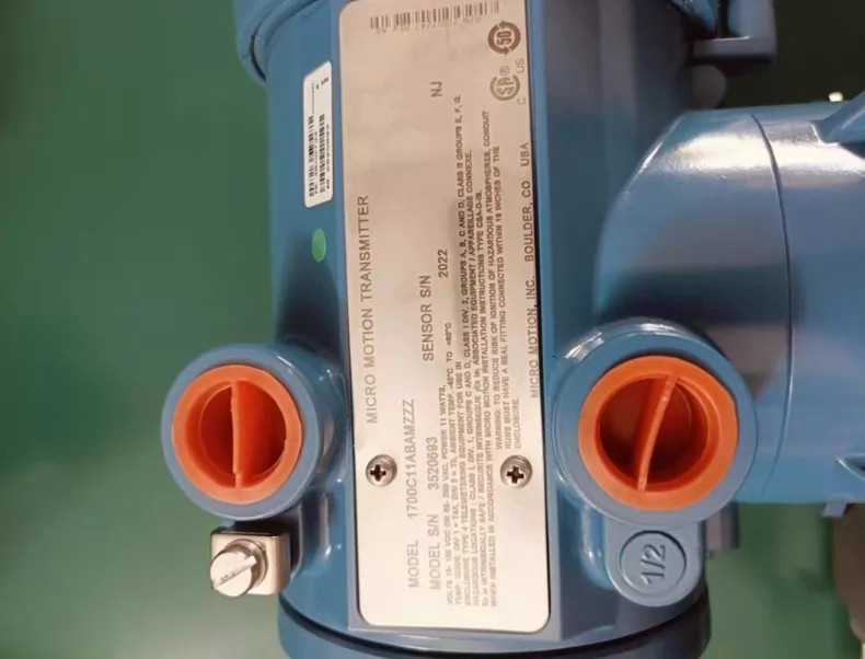 Micro Motion 1700C11ABAMZZZ Flow Sensor Used 1PCS