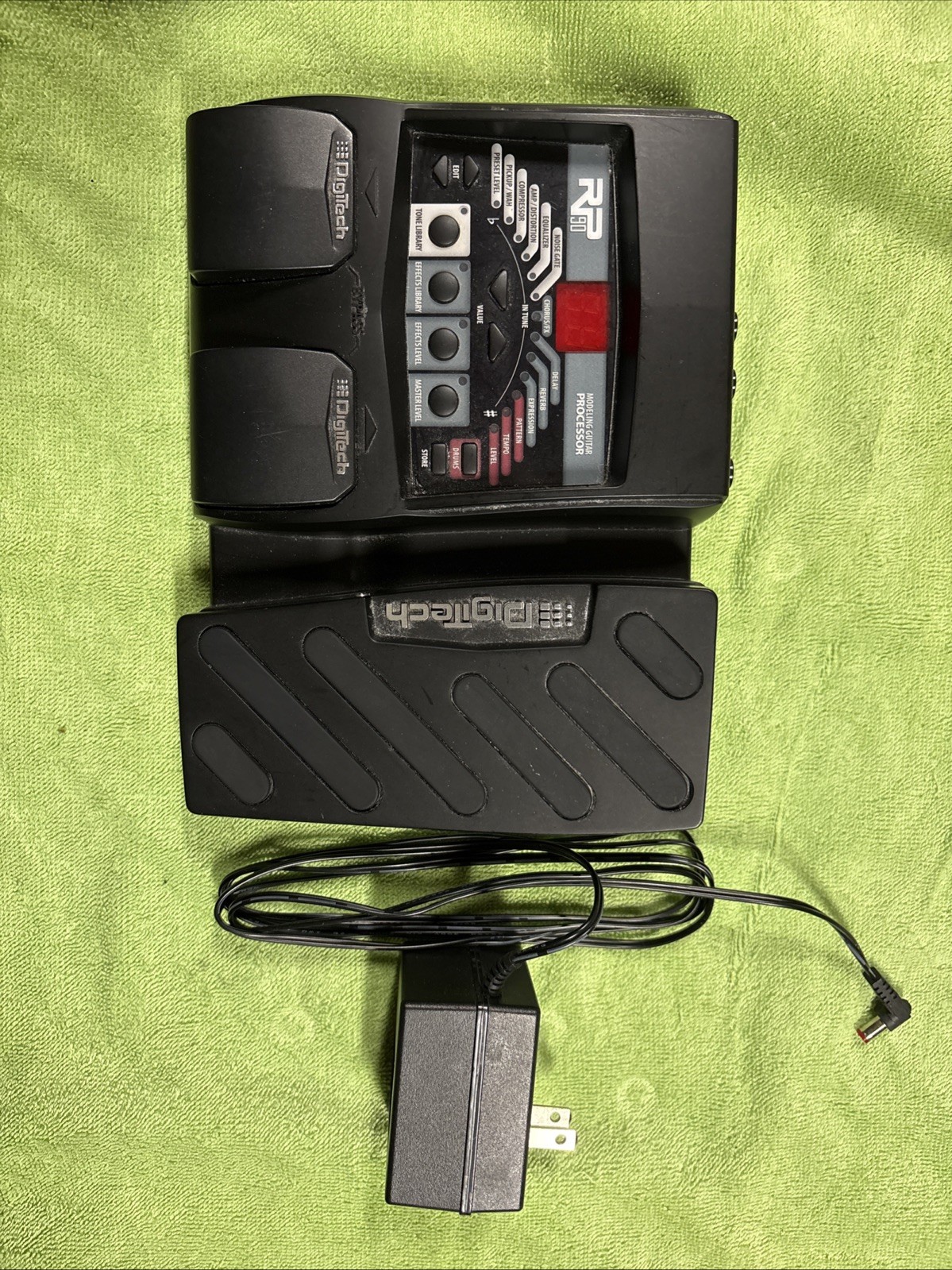DigiTech RP90 Modeling Guitar Effect Processor Pedal Excellent Condition