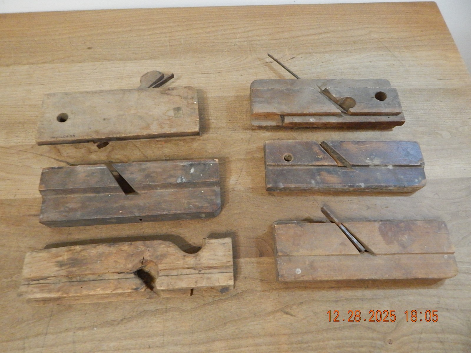 6 ASSORTED, UNBRANDED MOULDING WOOD PLANES VINTAGE
