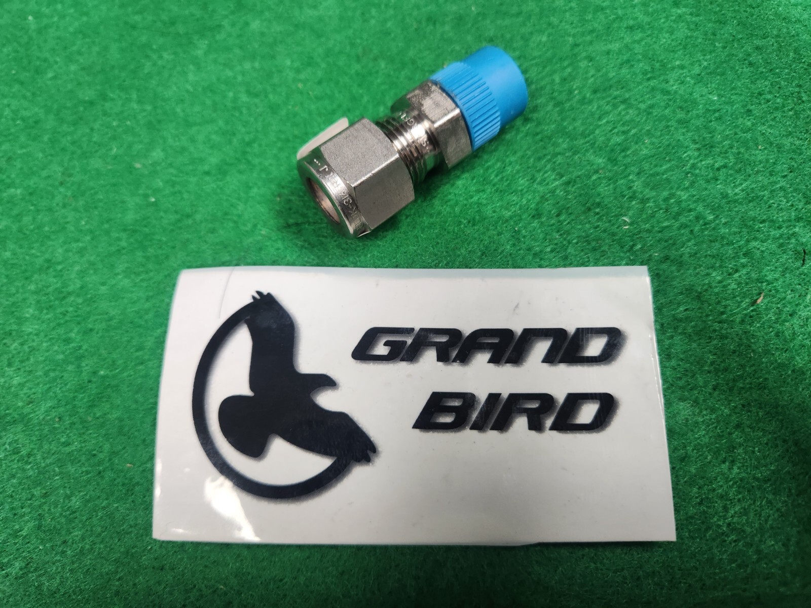 SWAGELOK 316 ROM FITTING, NEW